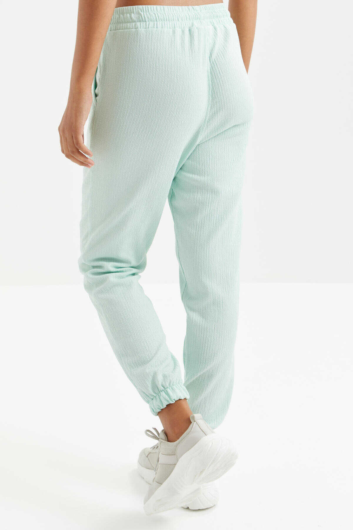 Tommylife Wholesale Water Green Gathered Waist Drawstring Jogger Crinkle Fabric Women's Sweatpants - 94620