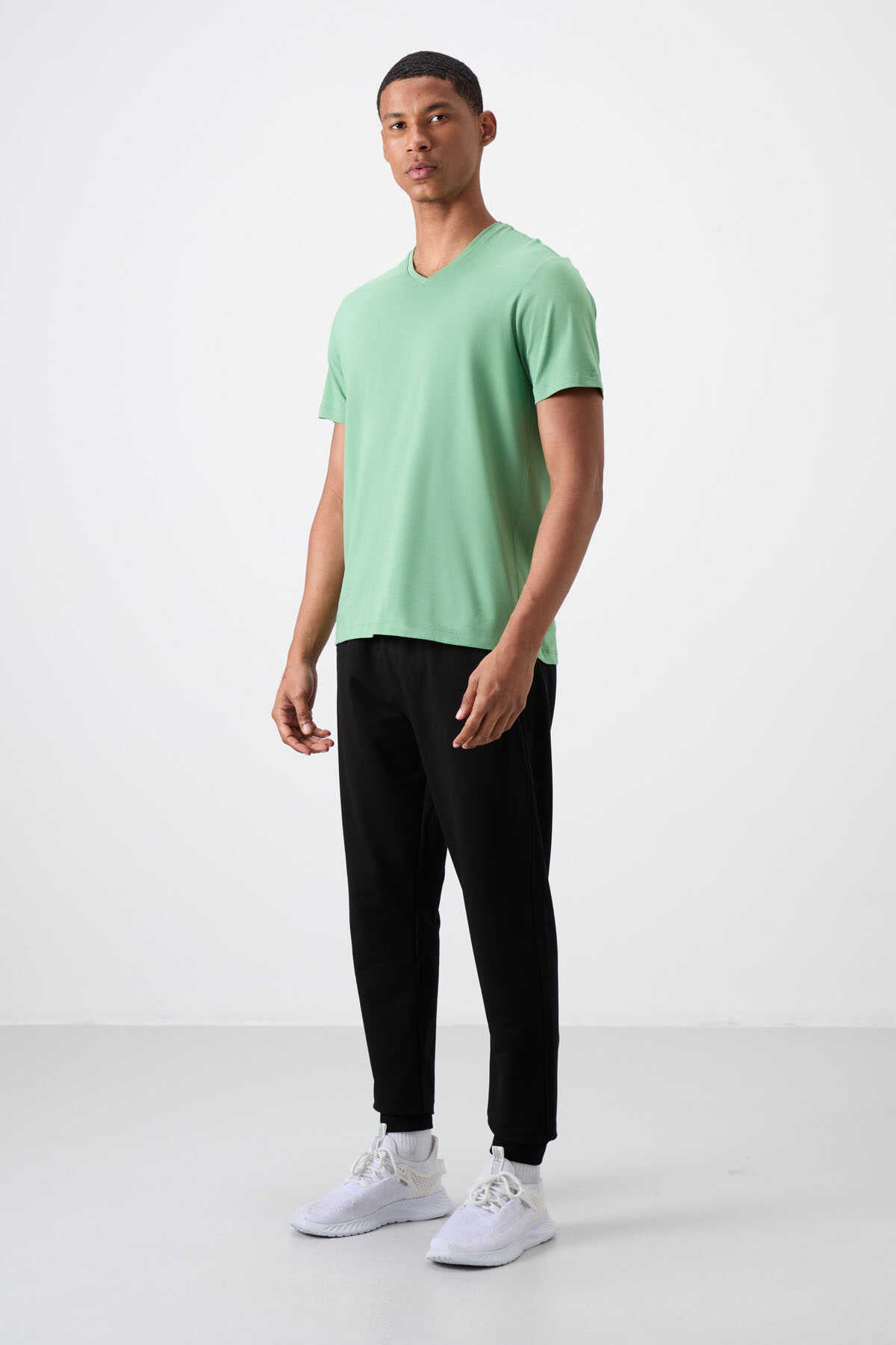 Tommylife Wholesale V-Neck Regular Fit Basic Men's T-Shirt 87912 Pastel Green