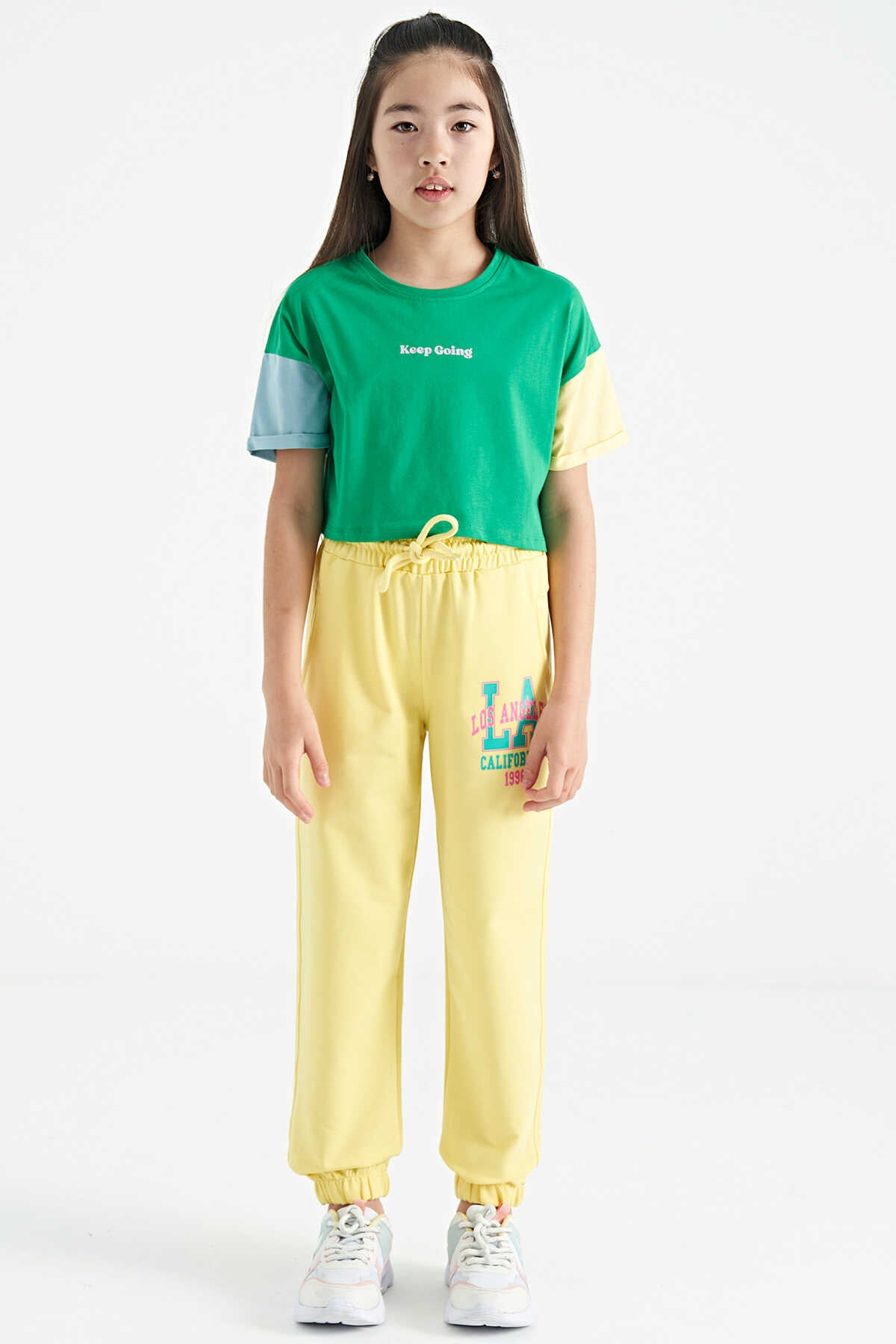 Tommylife Toptan Siyah Yazı Baskılı O Yaka Düşük Omuzlu Oversize Kız Çocuk T-Shirt - 75130