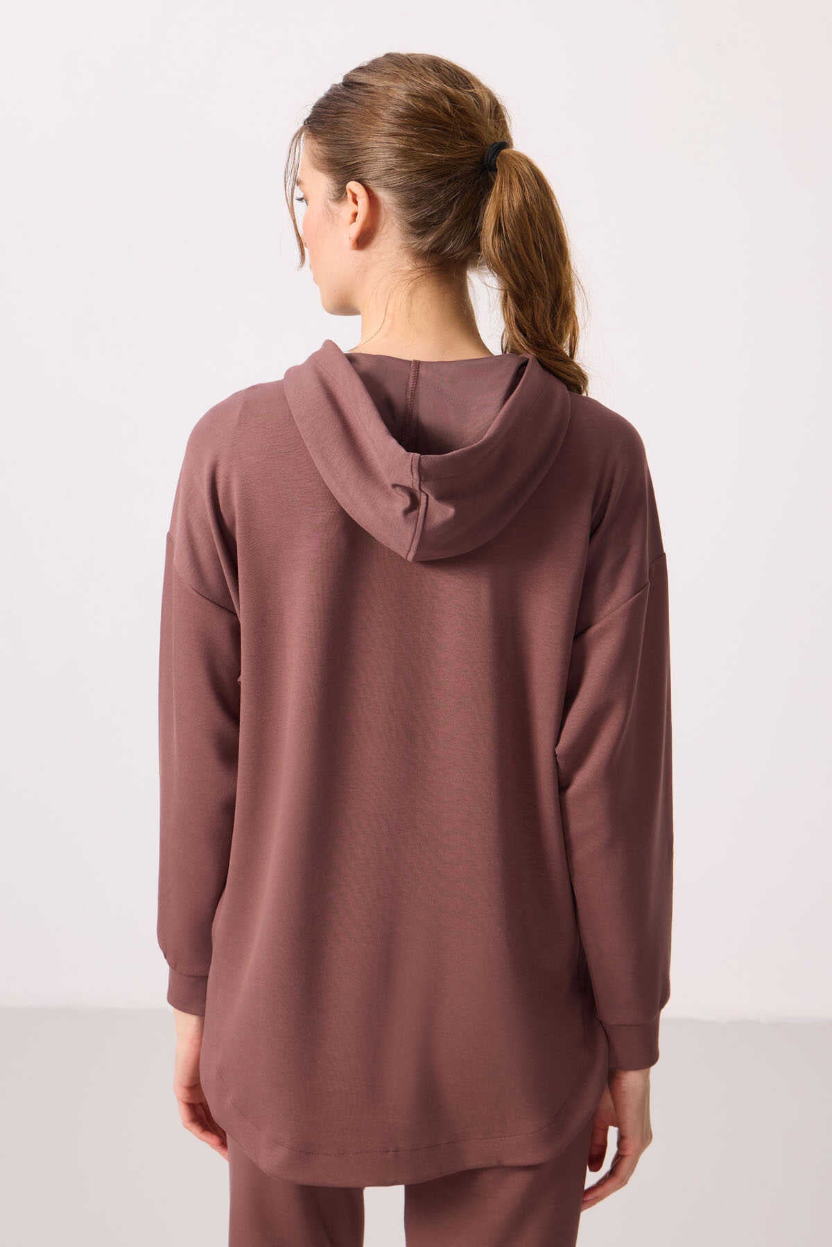 Tommylife Wholesale Soft-Textured Hooded Oversize Women's Tunic Sweatshirt - 97302 Black