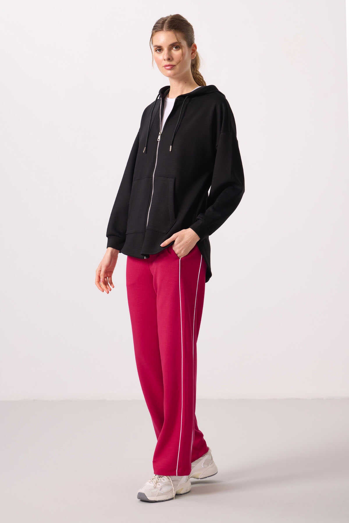 Tommylife Wholesale Soft-Textured Hooded Oversize Women's Tunic Sweatshirt - 97302 Black