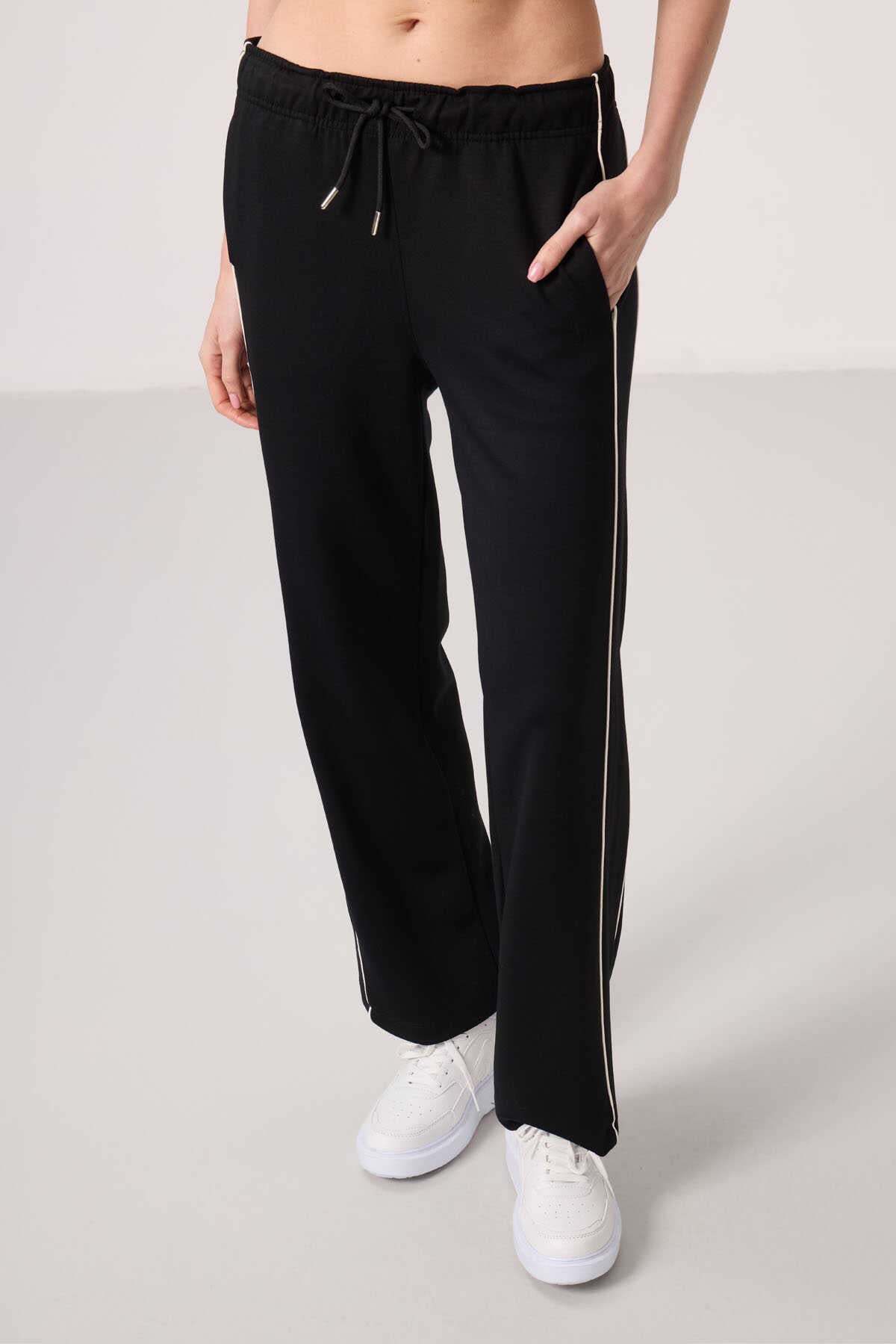 Tommylife Wholesale Soft Textured Side Panel Detailed Wide Leg Women's Palazzo Pants - 94669 Black