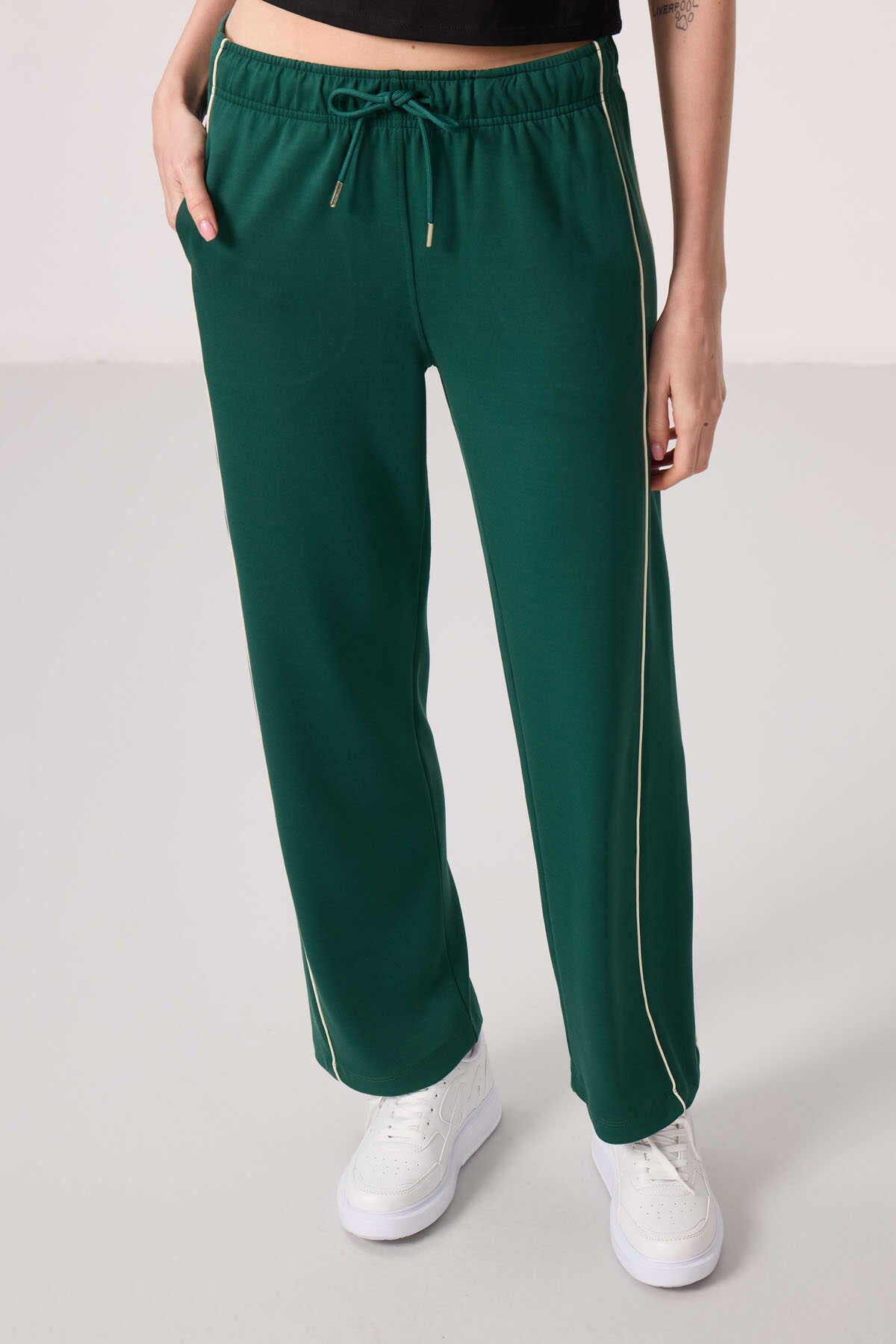Tommylife Wholesale Soft Textured Side Panel Detailed Wide Leg Women's Palazzo Pants - 94669 Black
