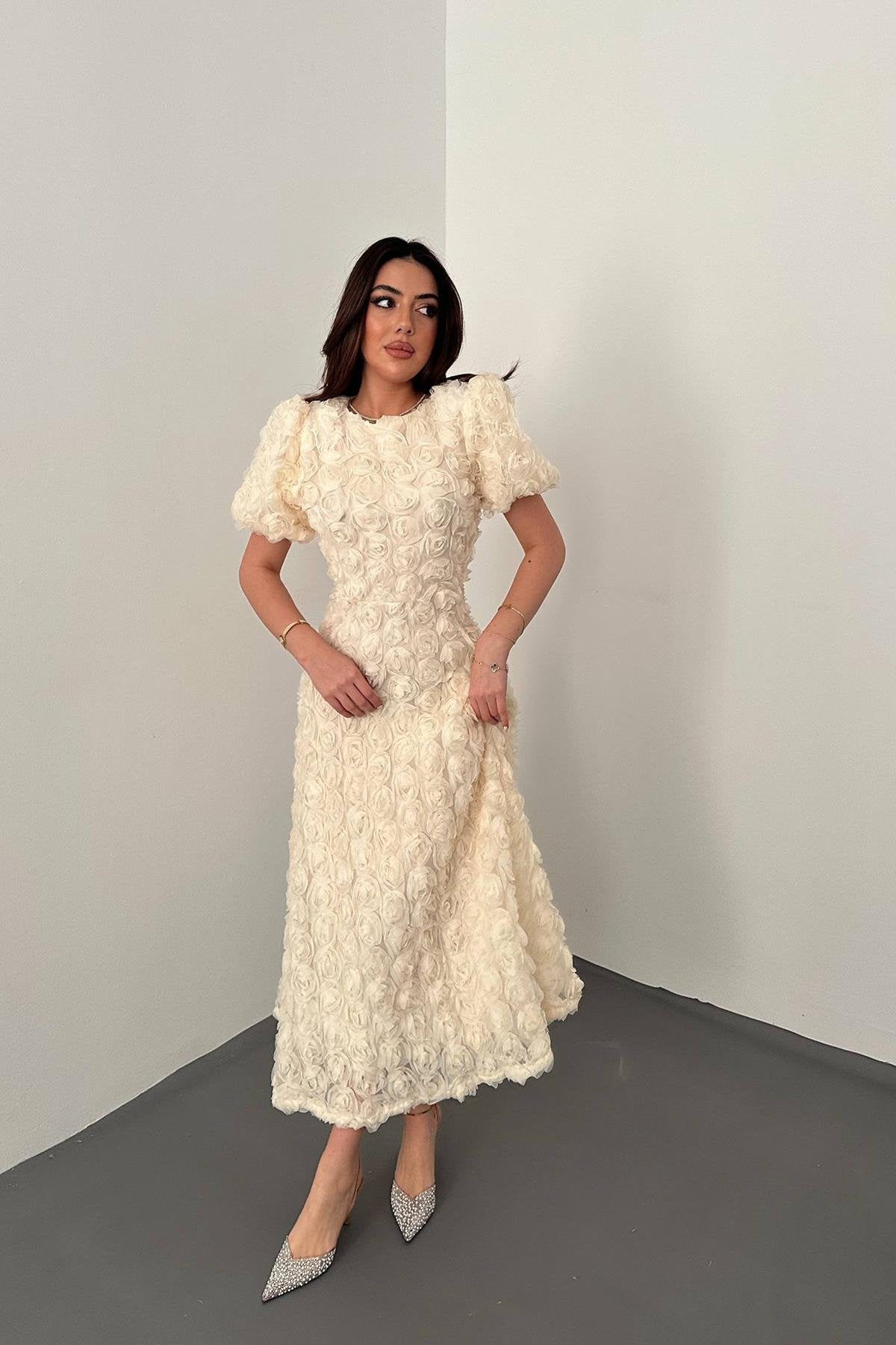 Toptan Bej Güllü Elbise Bej L