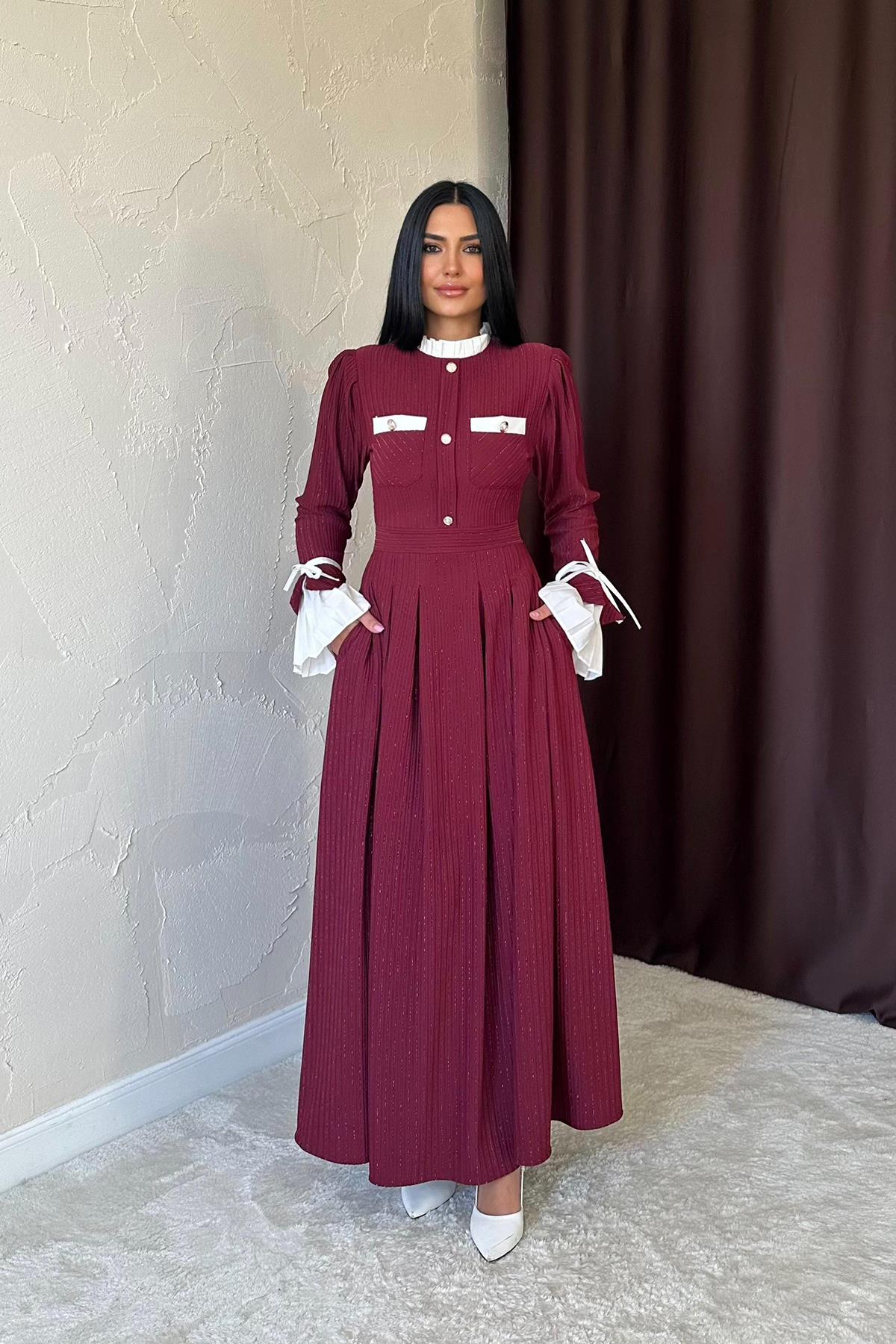 Toptan Bordo Pilise Detaylı Elbise