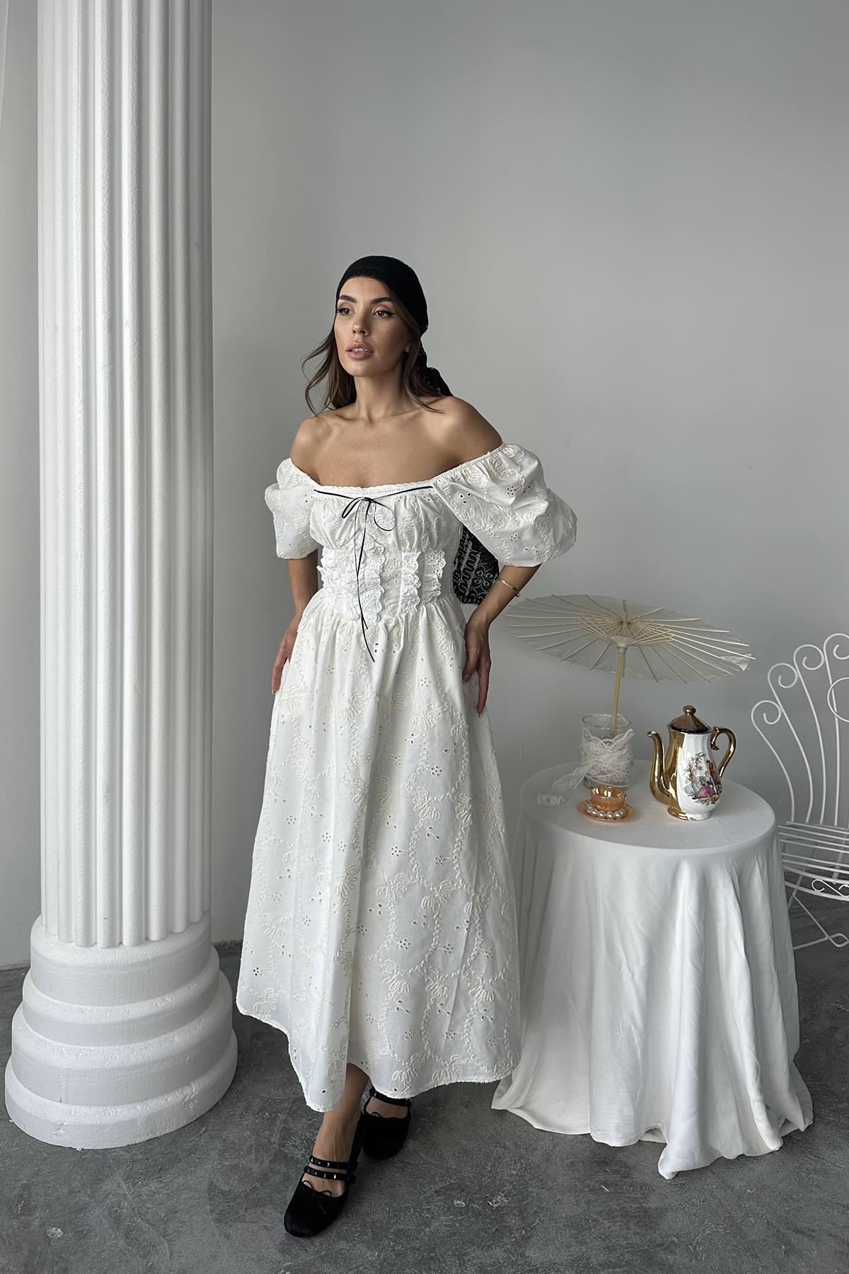 Toptan Ekru Dantel Detaylı Brode Elbise
