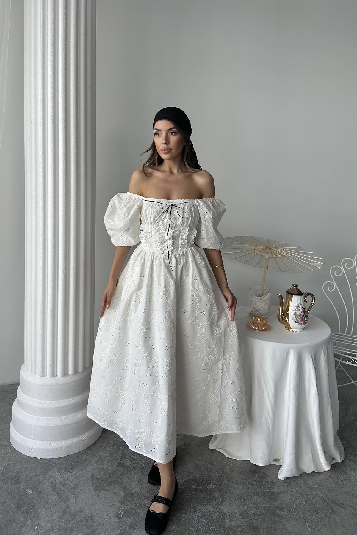 Toptan Ekru Dantel Detaylı Brode Elbise