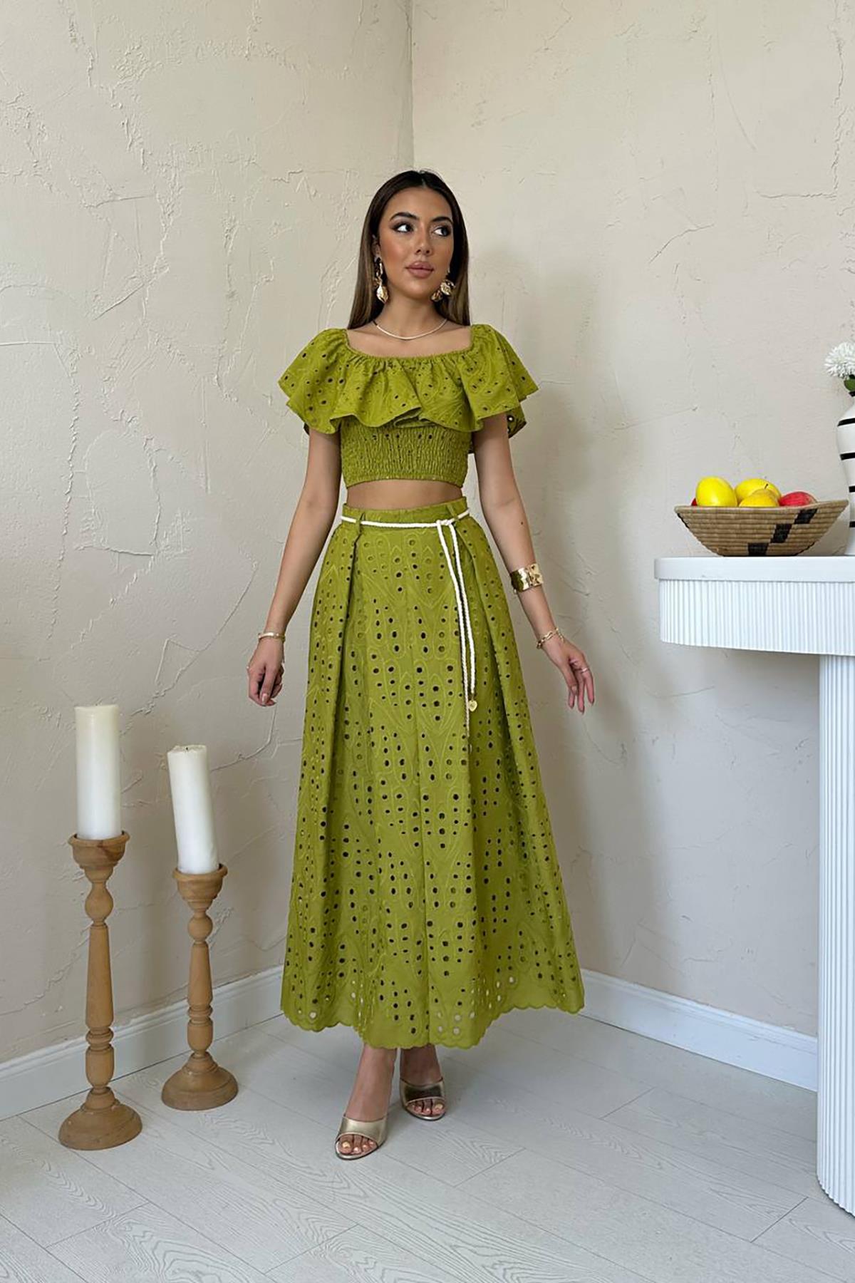 Toptan Fıstık Yeşili Gipeli Bluz Etek Takım Fıstık Yeşili L