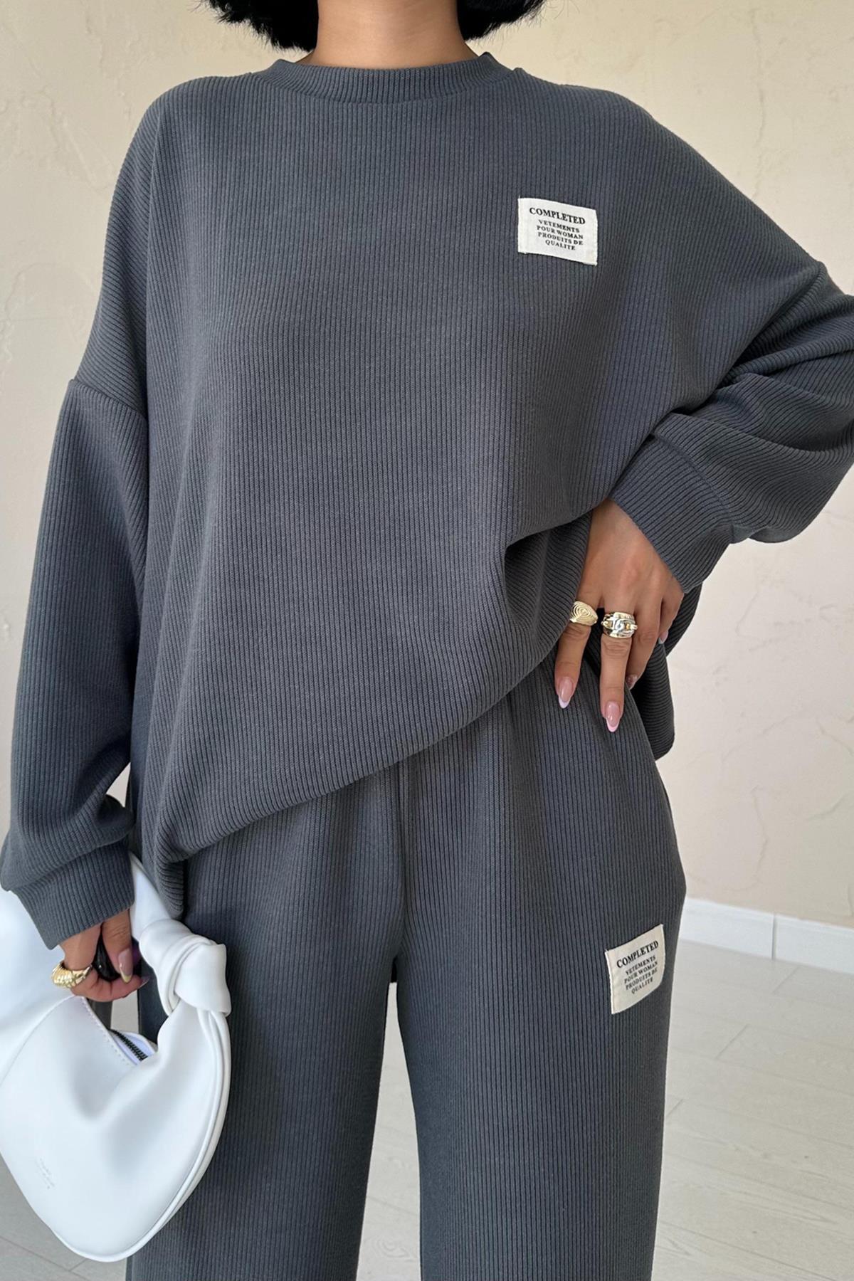 Toptan Füme Klasik Fitilli Kazak Ve Pantolon Takım