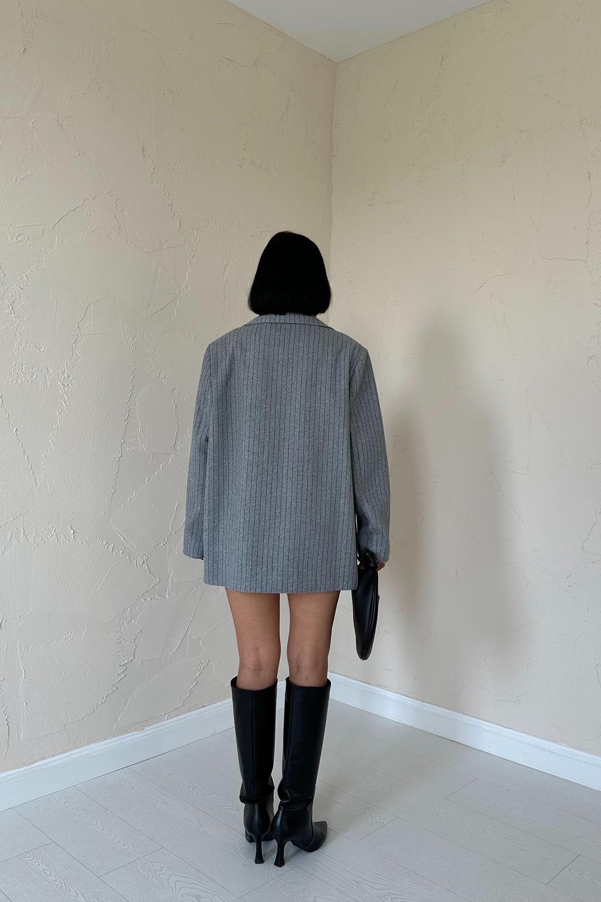 Toptan Gri Çizgili Oversize Ceket