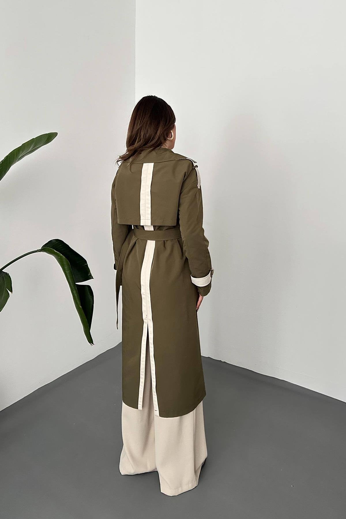 Toptan Haki Bej Arkası Çizgili Ve Kemerli Trençkot