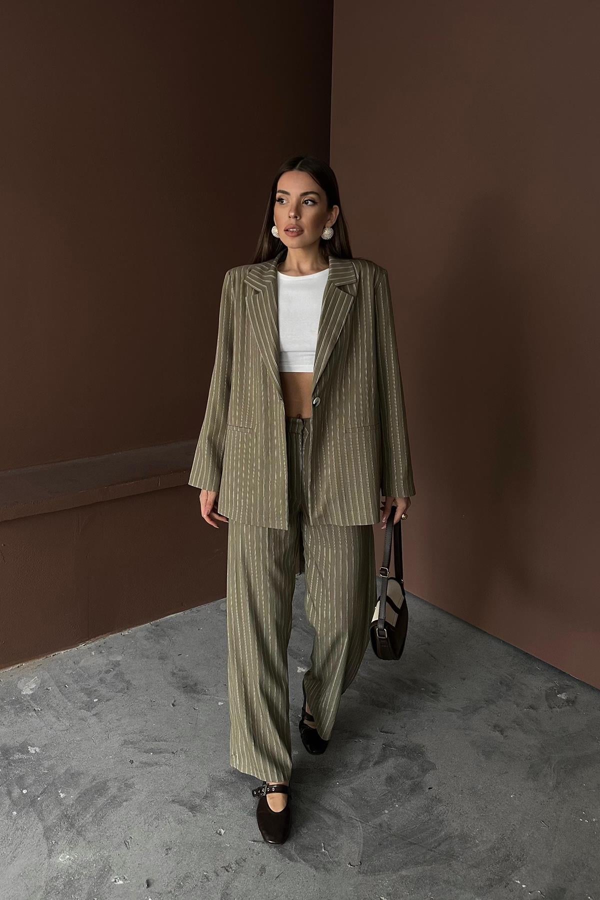 Toptan Haki Çizgili Ceket Ve Pantolon Takım