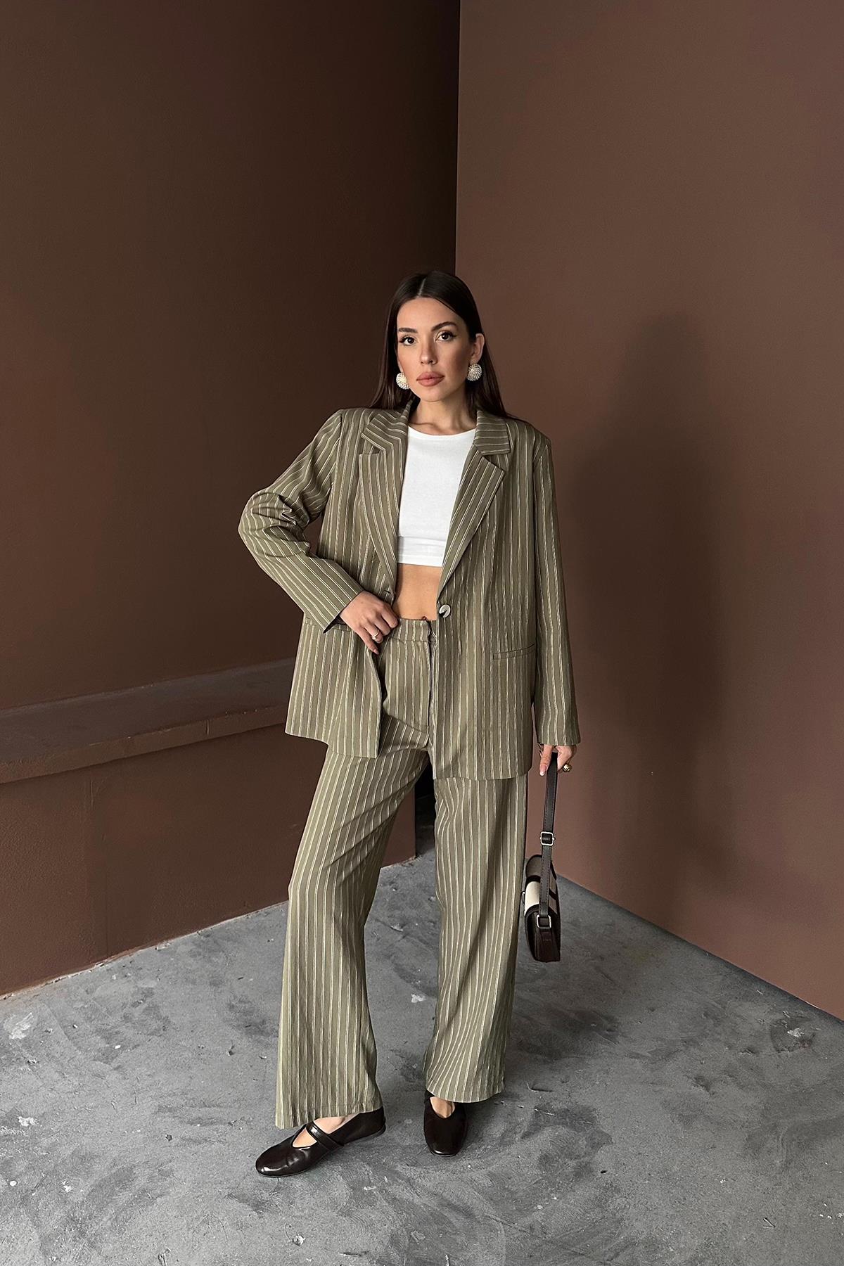 Toptan Haki Çizgili Ceket Ve Pantolon Takım