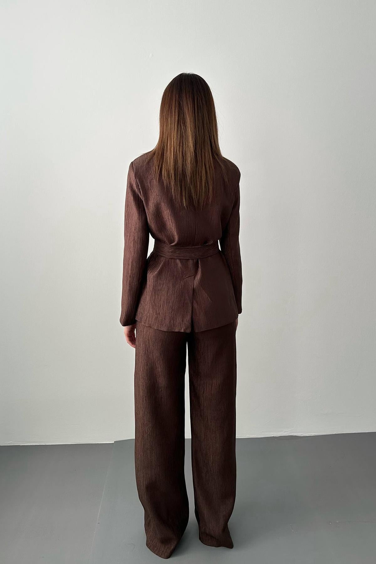 Toptan Kahverengi Beli Kuşaklı Ceket Ve Pantolon Parlak Takım