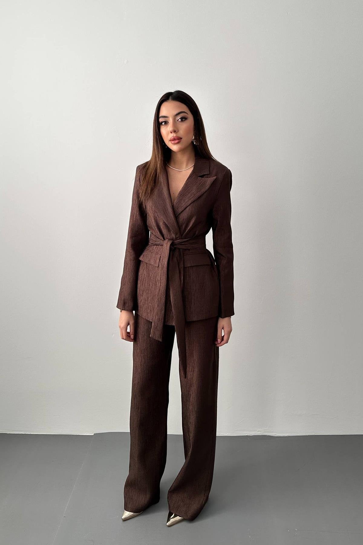 Toptan Kahverengi Beli Kuşaklı Ceket Ve Pantolon Parlak Takım Kahverengi L