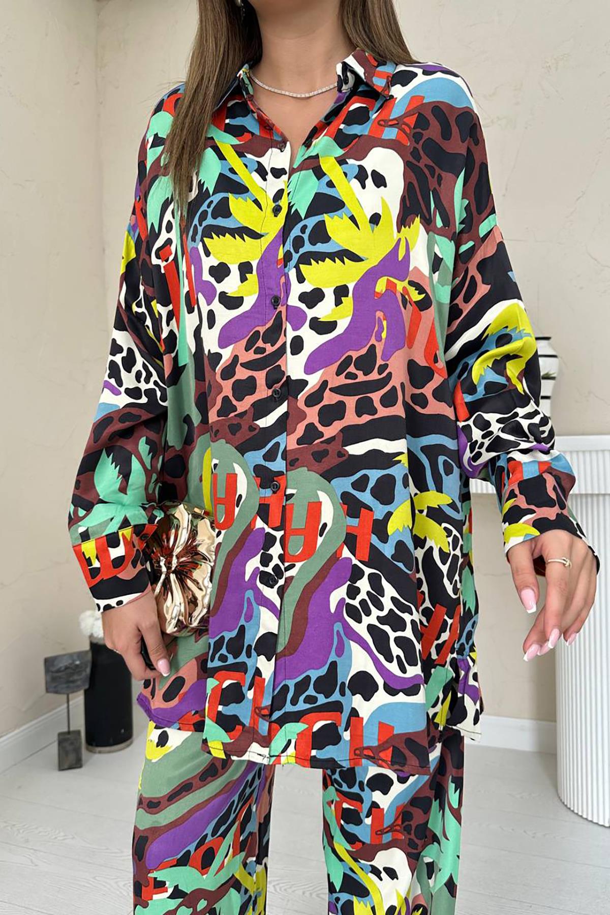 Toptan Kahverengi Dijital Desenli Gömlek Ve Pantolon Takım