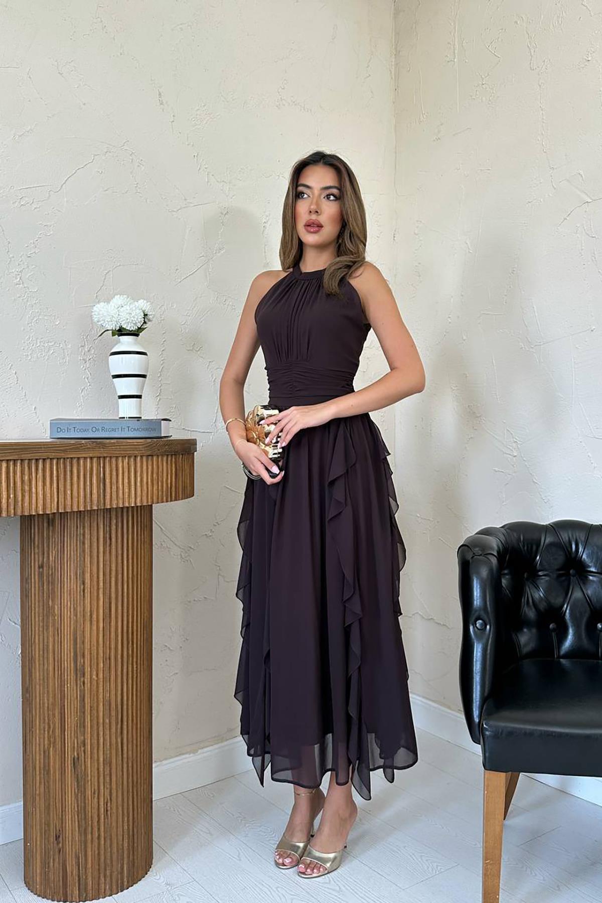 Toptan Kahverengi Önü Büzgülü Fırfırlı Elbise