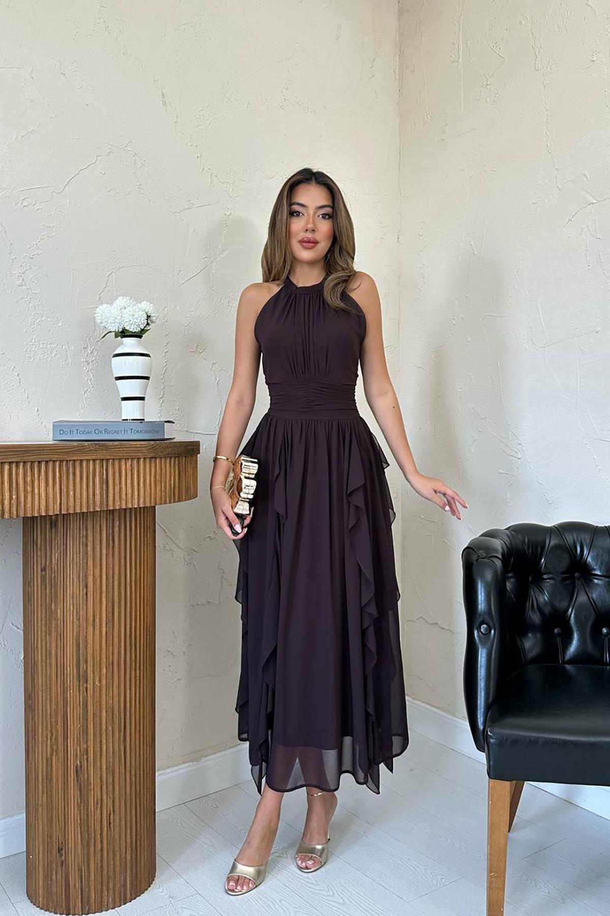 Toptan Kahverengi Önü Büzgülü Fırfırlı Elbise Kahverengi L