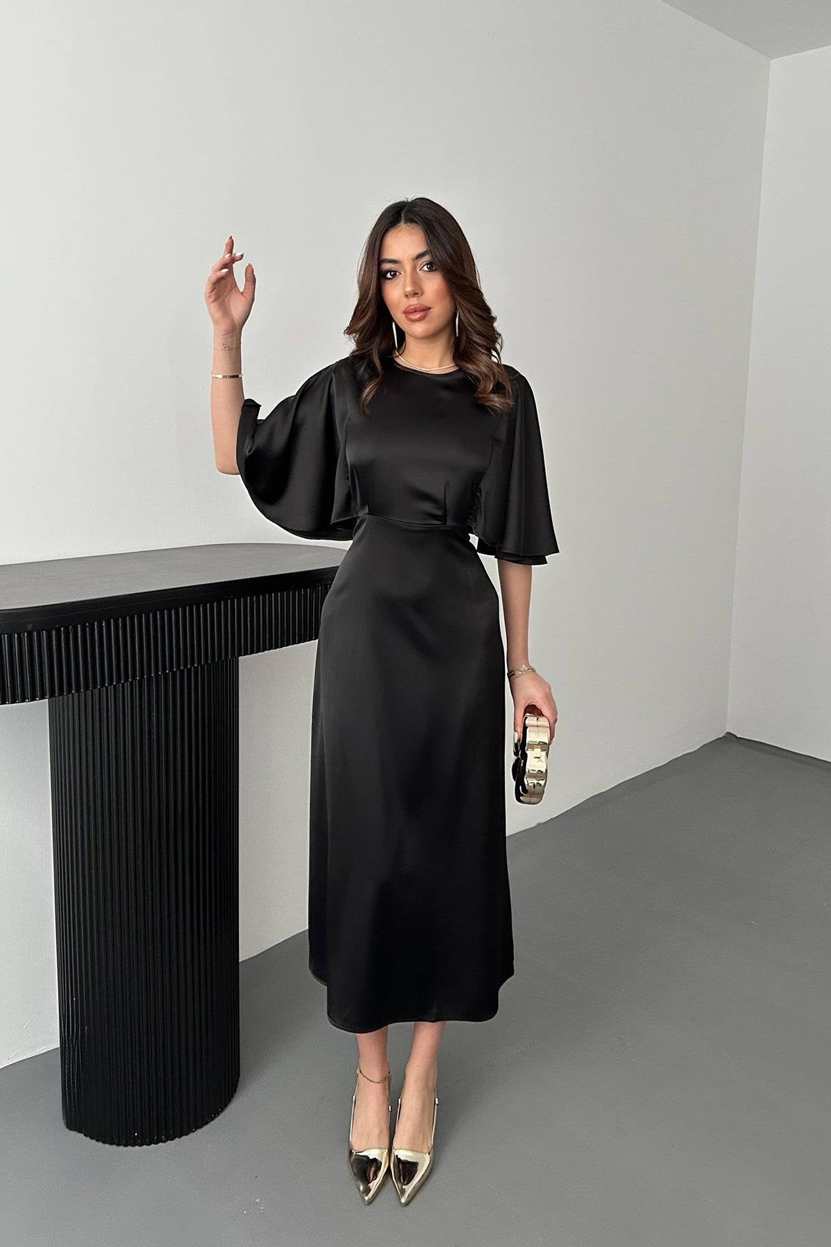 Toptan Siyah Arkası Bağcıklı Elbise Siyah L