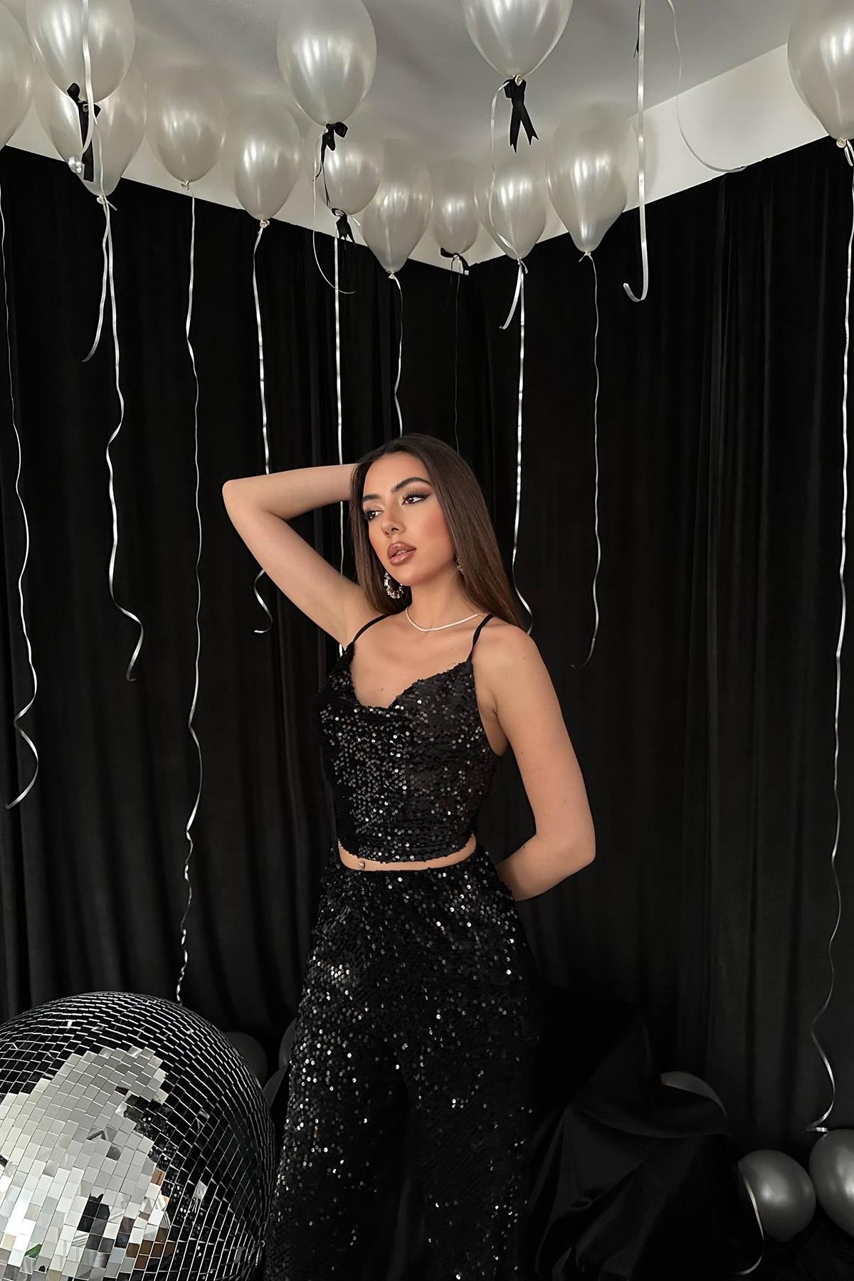 Toptan Siyah Askılı Degaje Bluz