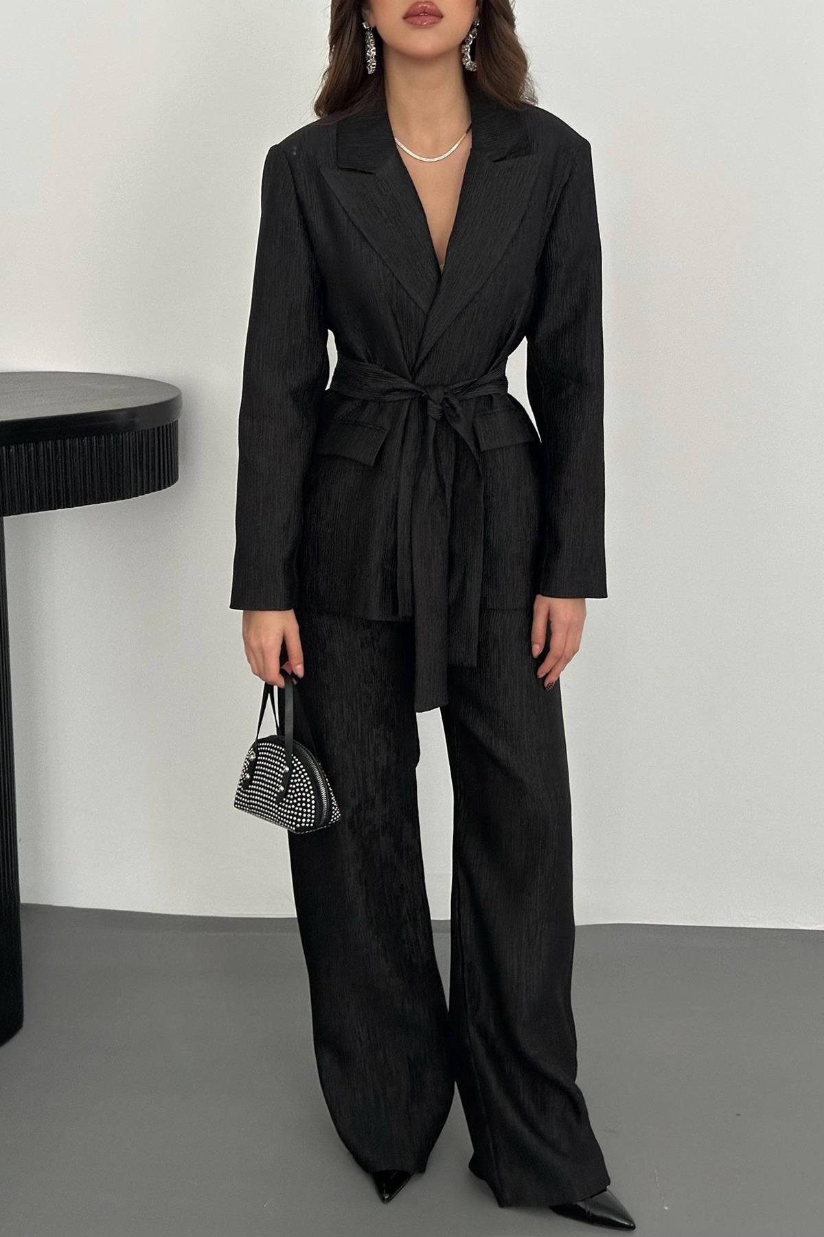 Toptan Siyah Beli Kuşaklı Ceket Ve Pantolon Parlak Takım