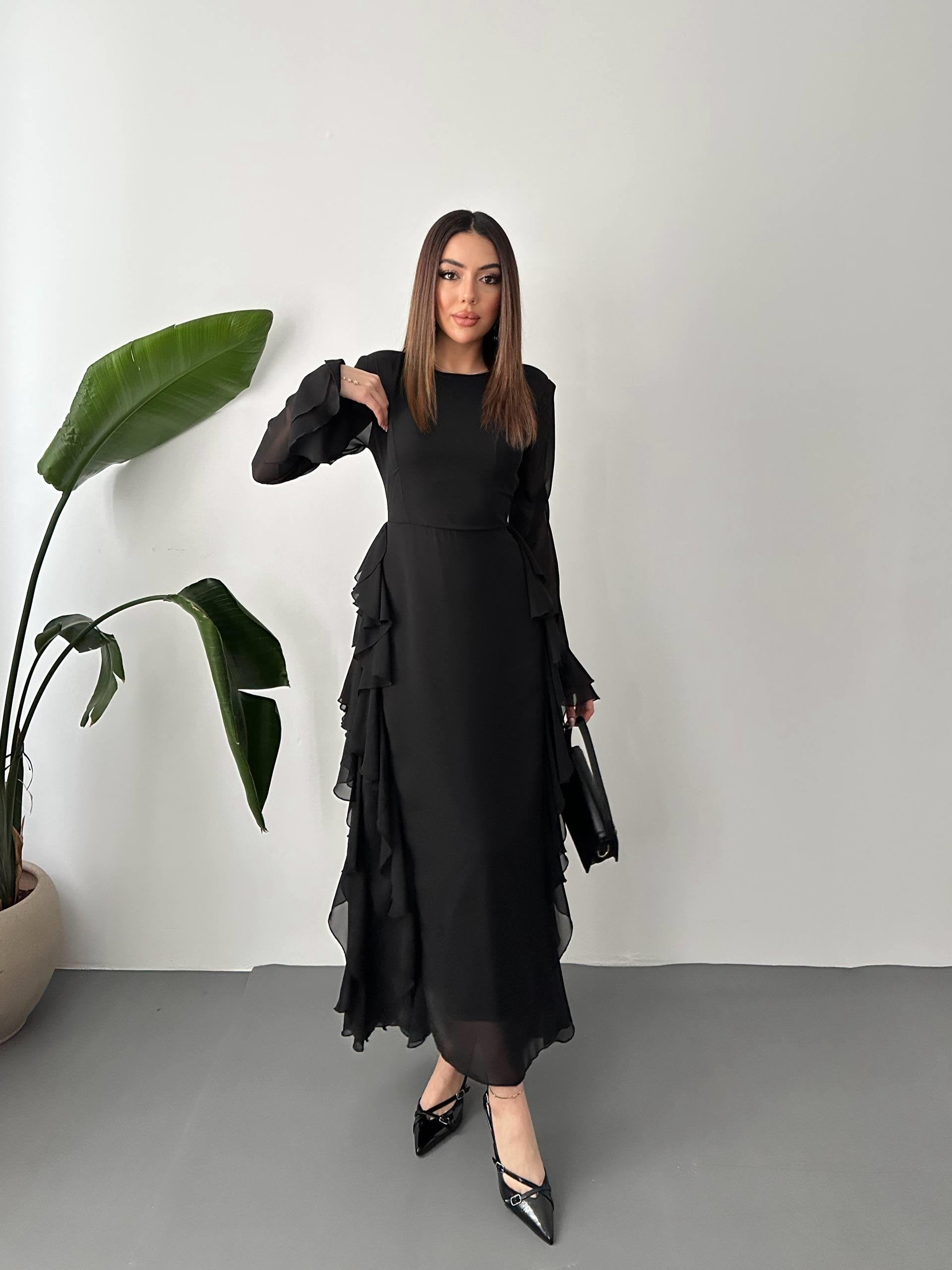 Toptan Siyah Volanlı Şifon Elbise