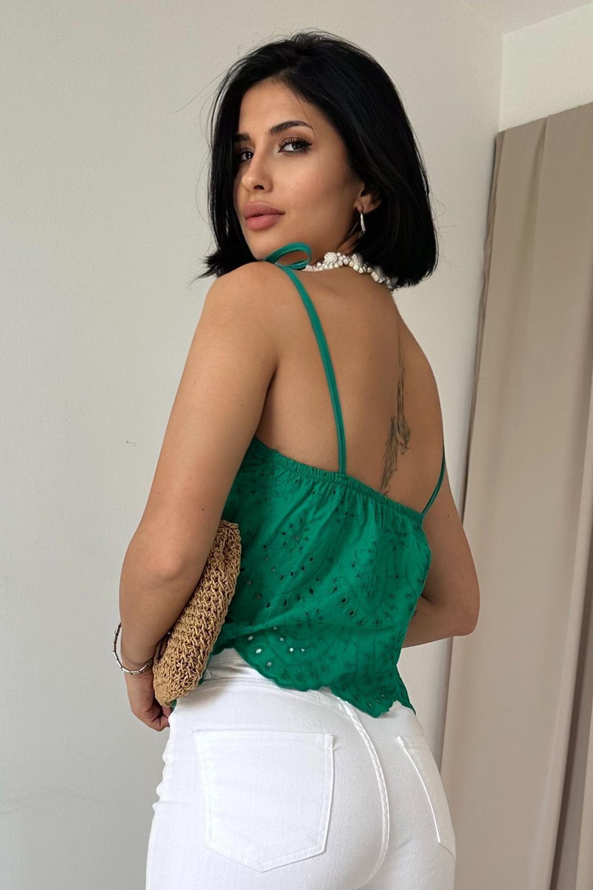 Toptan Yeşil Bağcıklı Brode Bluz