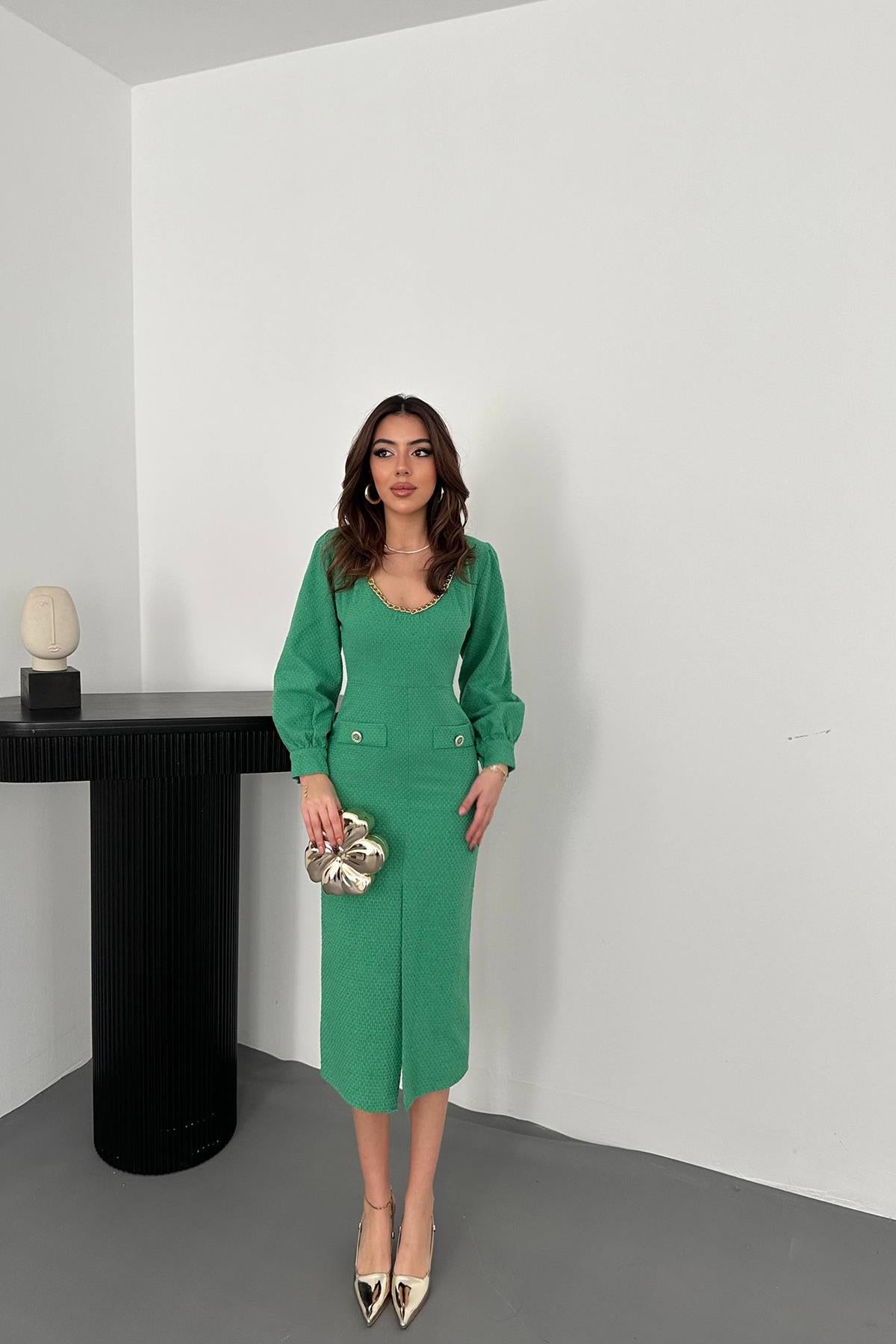 Toptan Yeşil Geniş Boğazlı Elbise