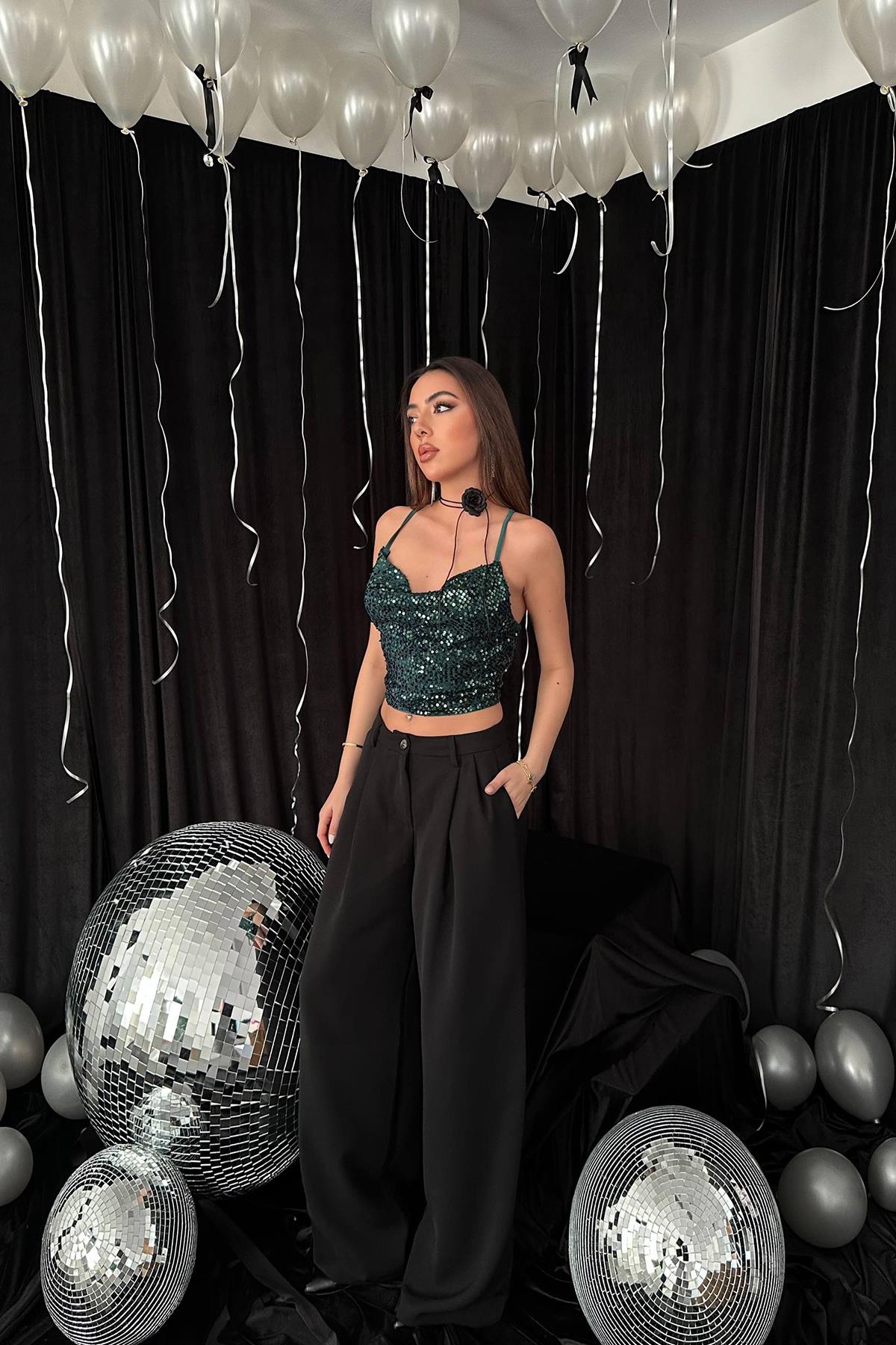 Toptan Zümrüt Askılı Degaje Bluz