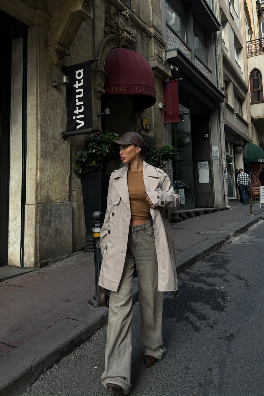 TRENCH KISA ŞANEL BOY - Taş