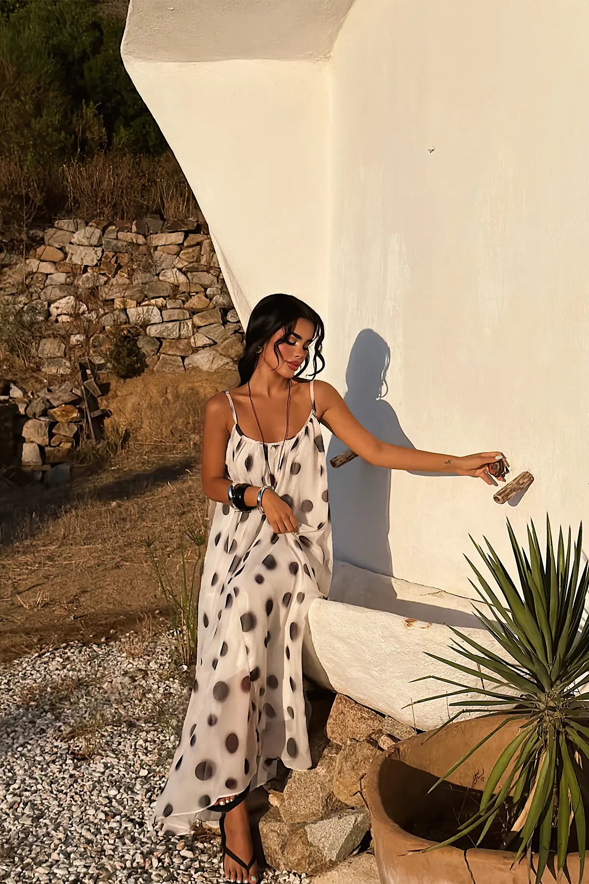 Beyaz Askılı Midi Elbise