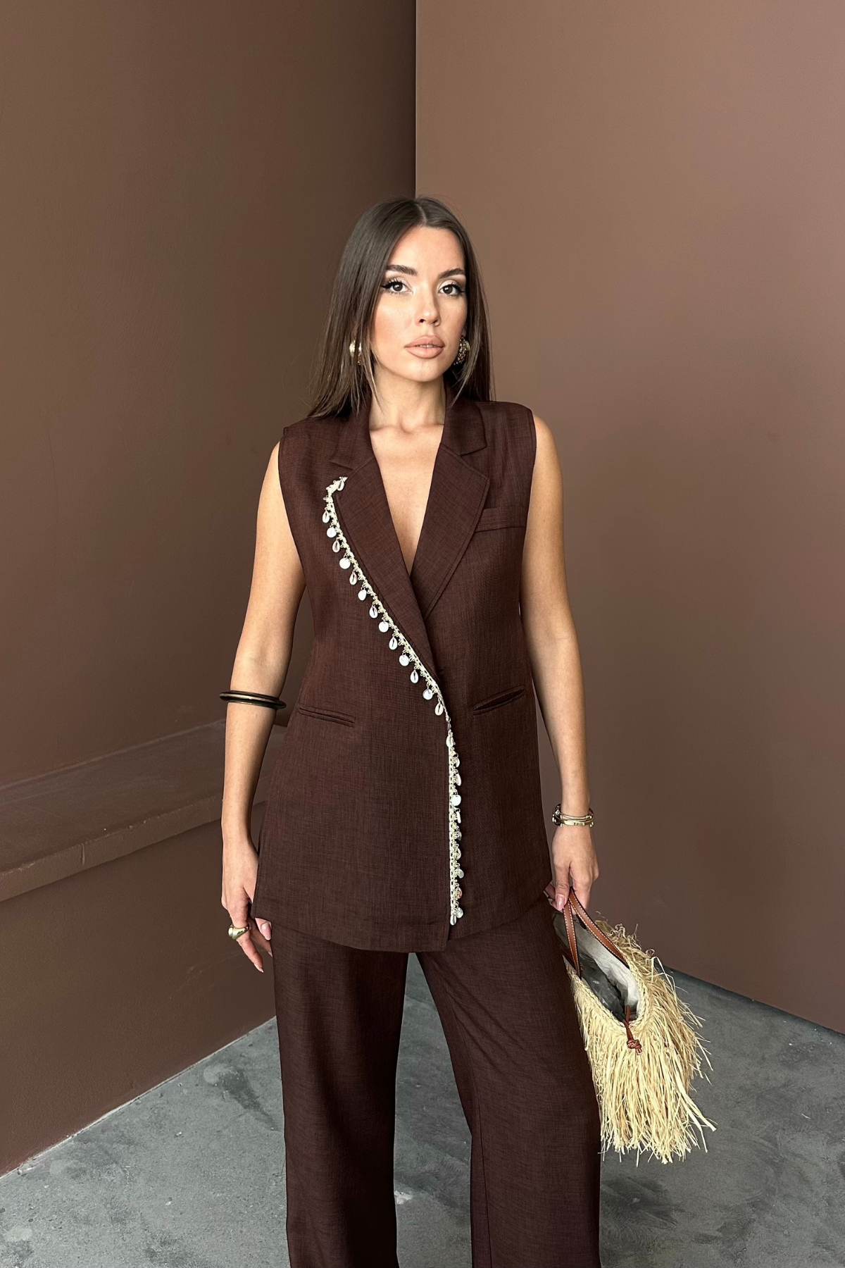 YAKA MİDYE KABUĞU SIRALI YELEK - PANTOLON TAKIM KETEN KUMAŞ - Kahverengi