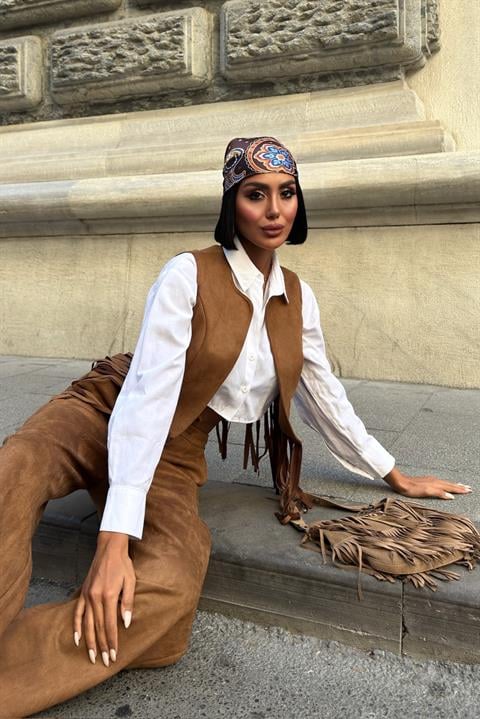 Yeleği Püsküllü Süet Takım 10273