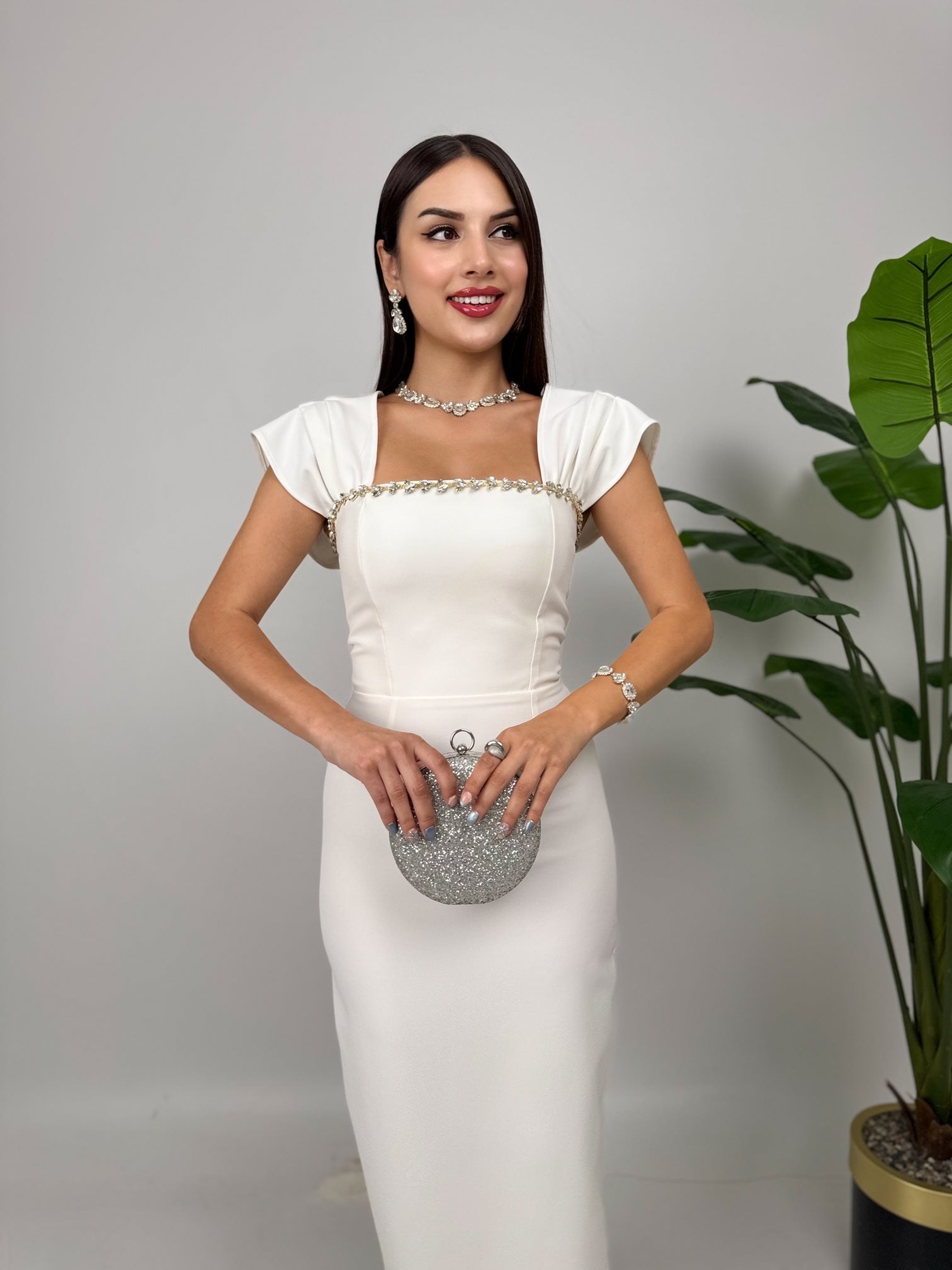 1022 HANDICRAFT CHEST DETAIL DRESS