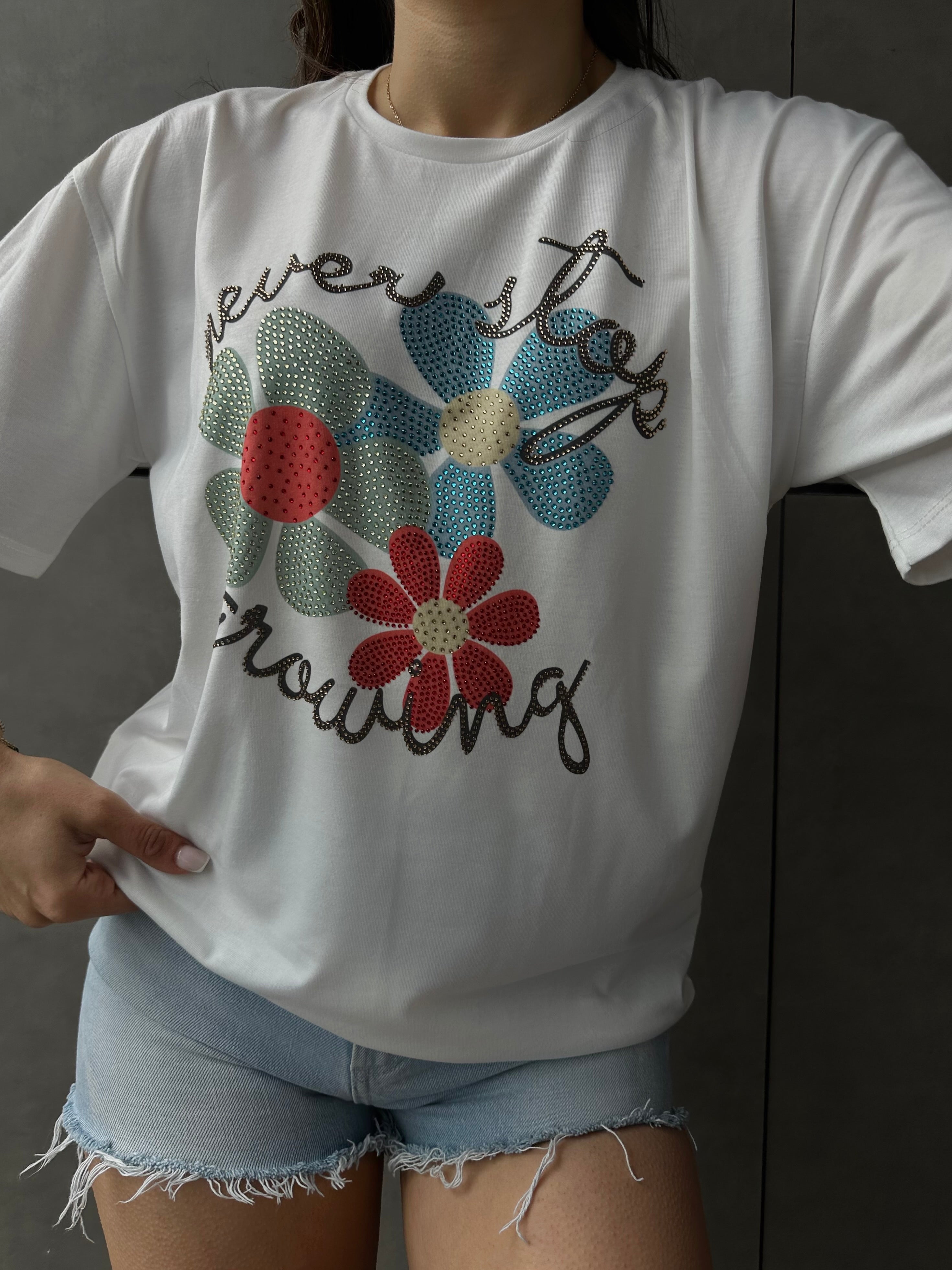 Çiçek Baskılı T-shirt