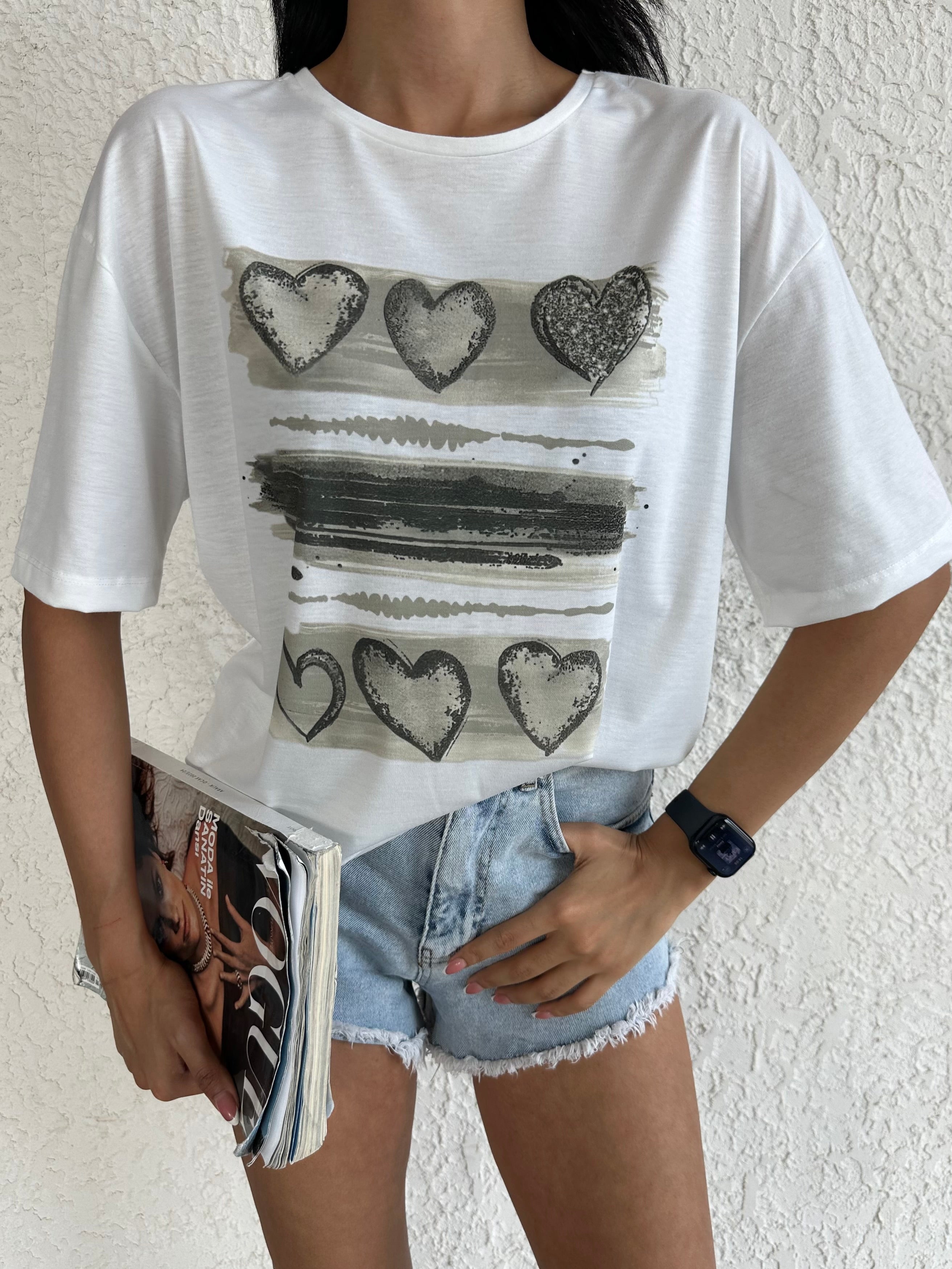 Kalp Baskılı Basic T-shirt