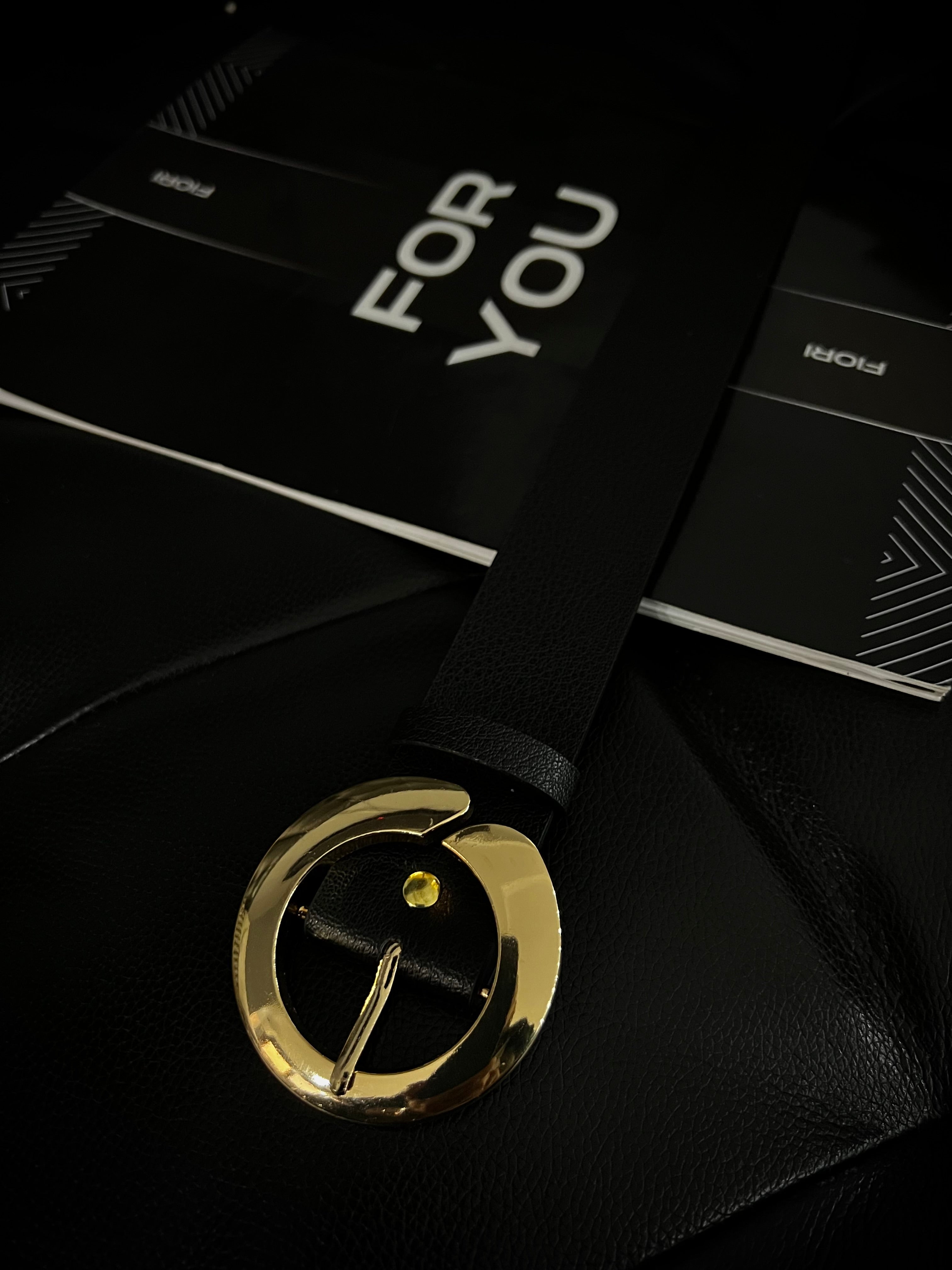 Round Gold Buckle Women's Belt