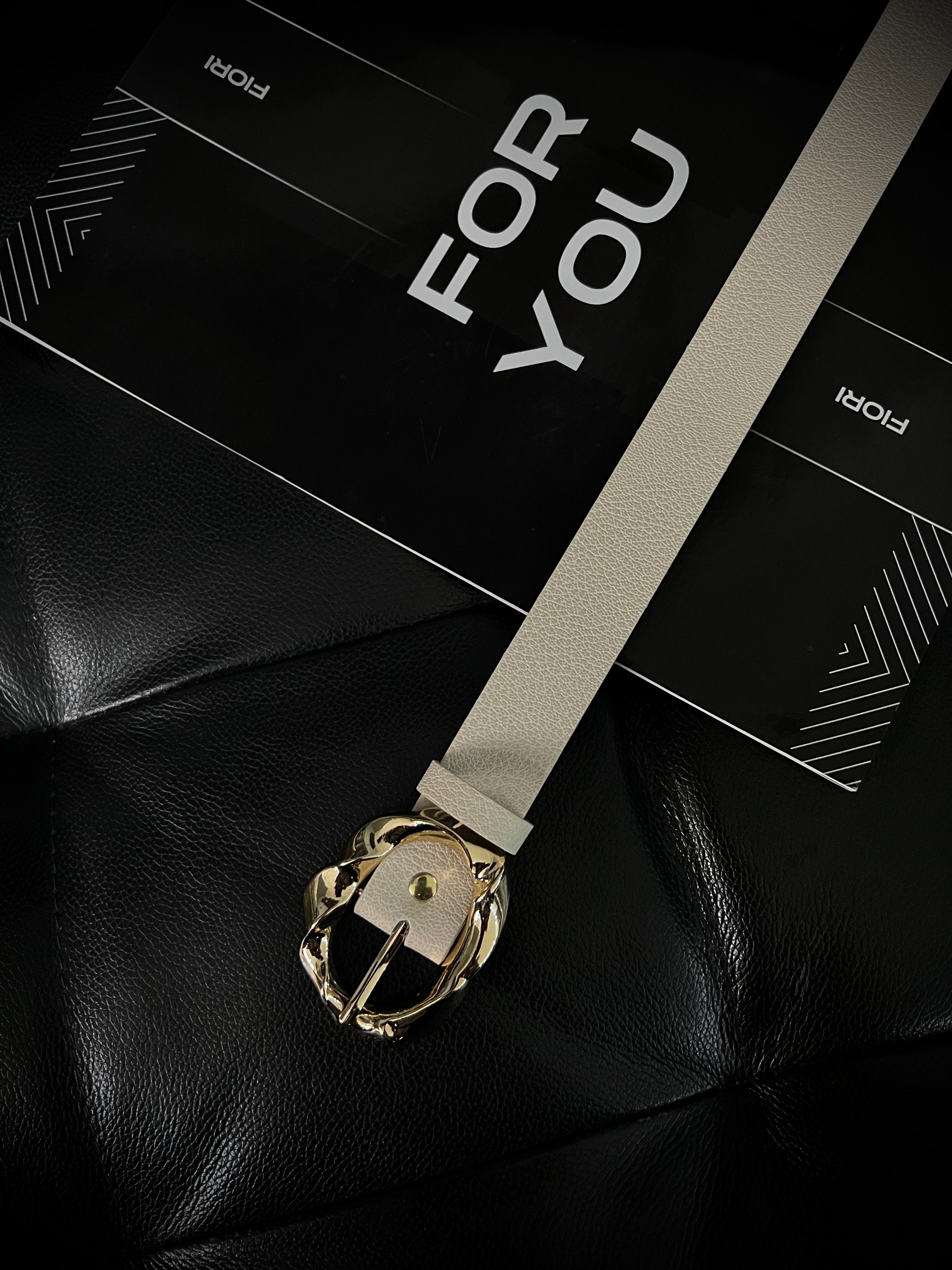 Asymmetrical Twist Gold Buckle Women's Belt