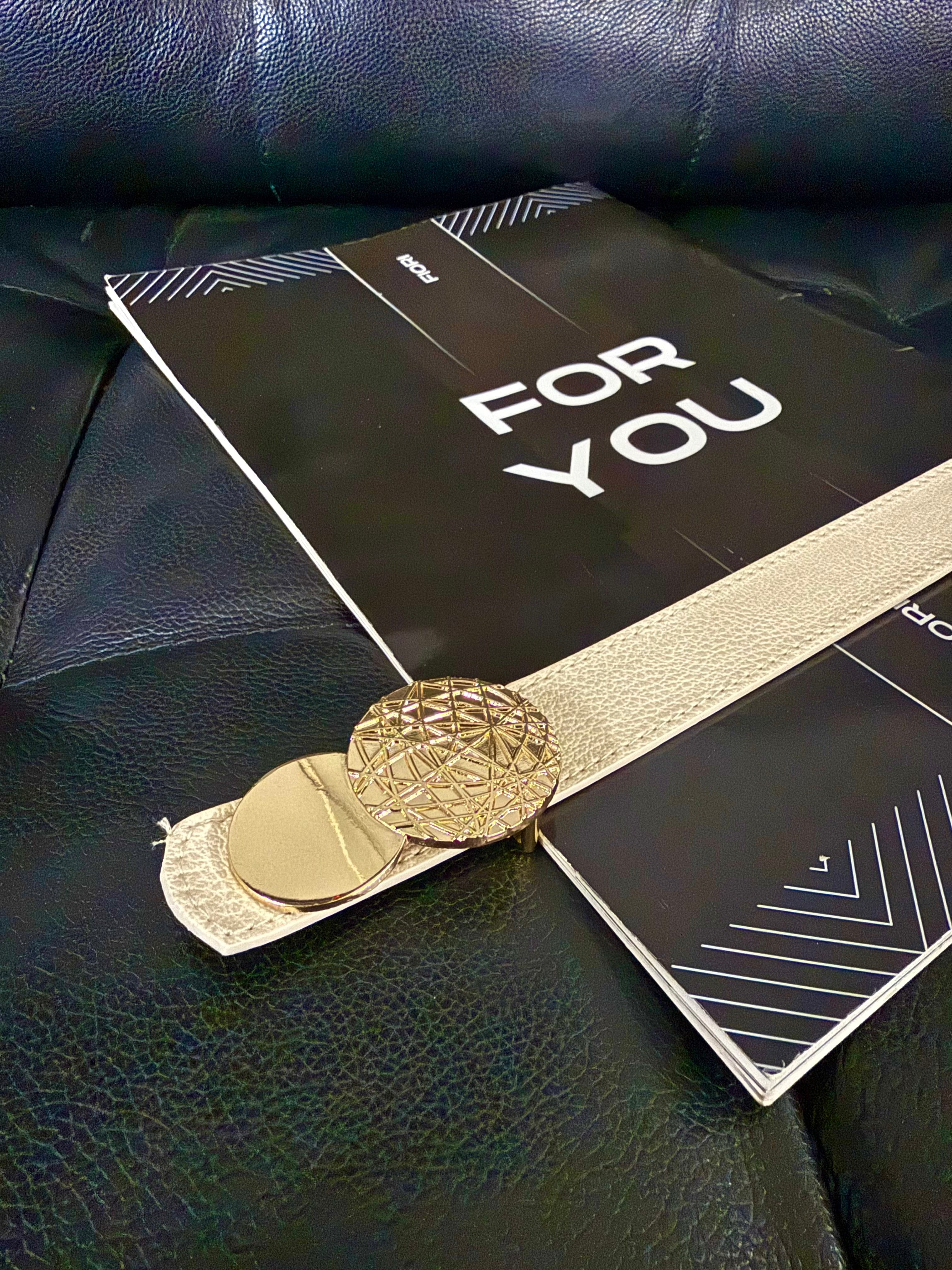 Fiori Yuvarlak Gold Toka Kadın Kemeri