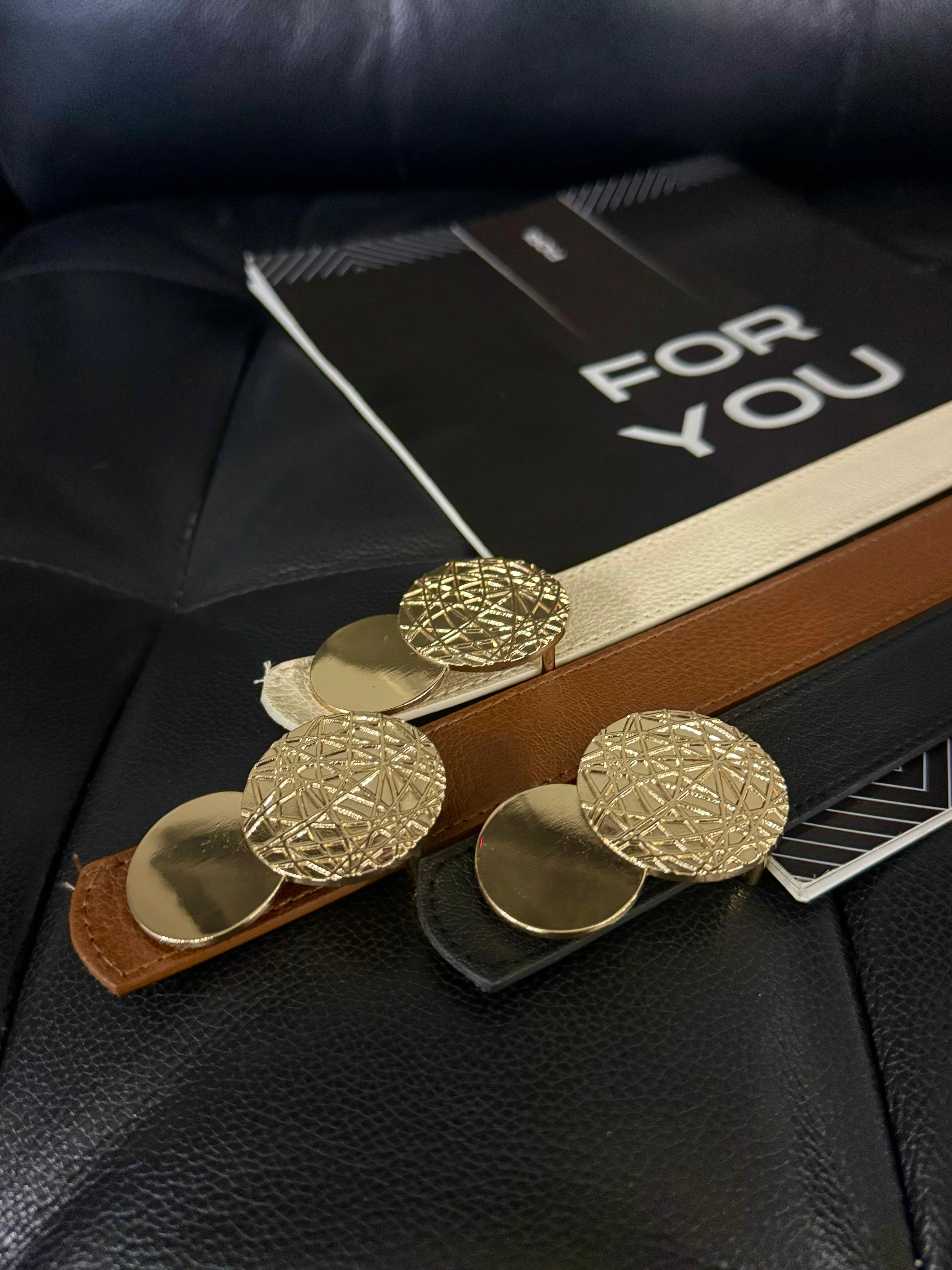 Fiori Yuvarlak Gold Toka Kadın Kemeri