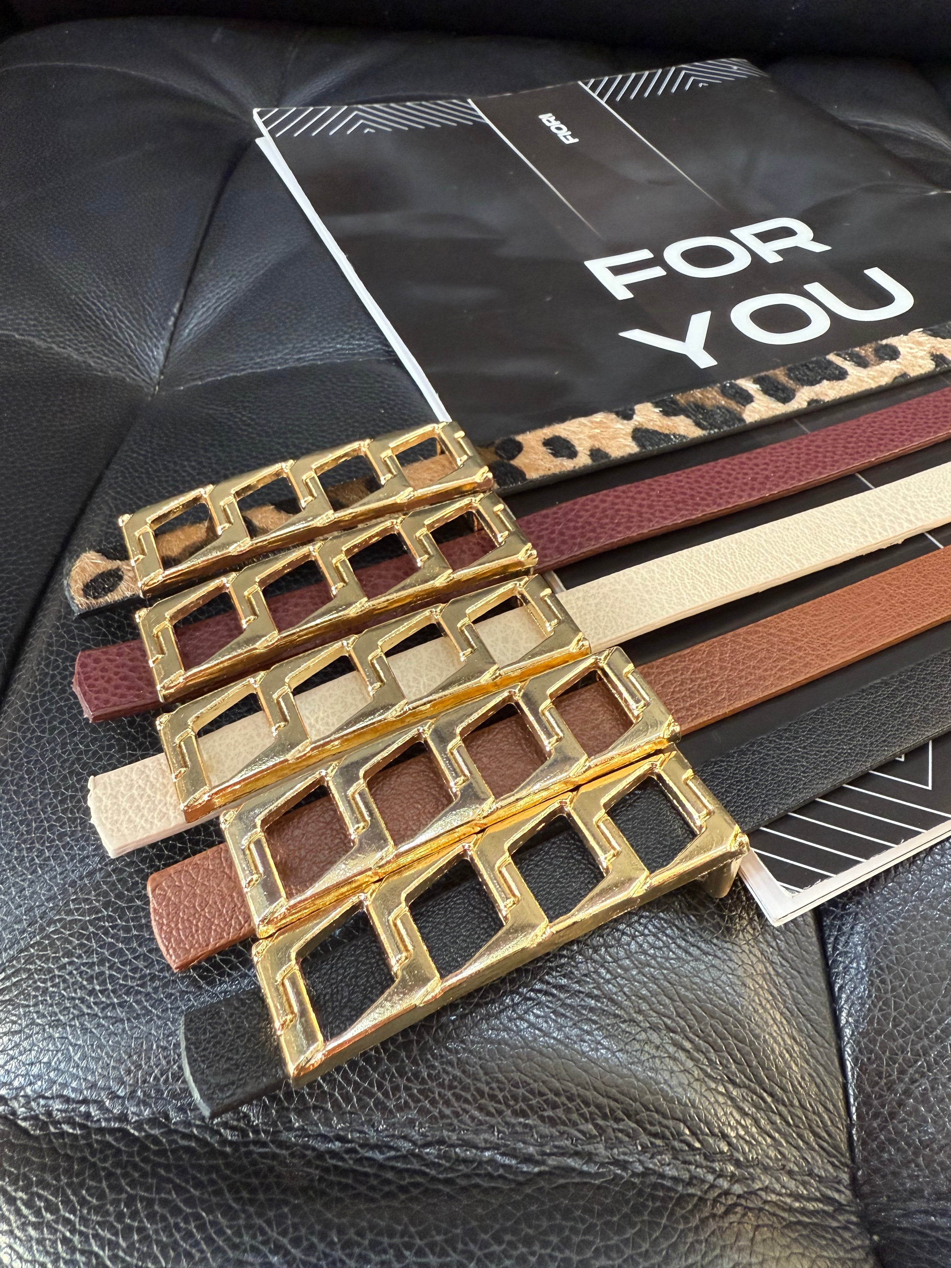 Basic Women's Belt with Thin Chain Buckle