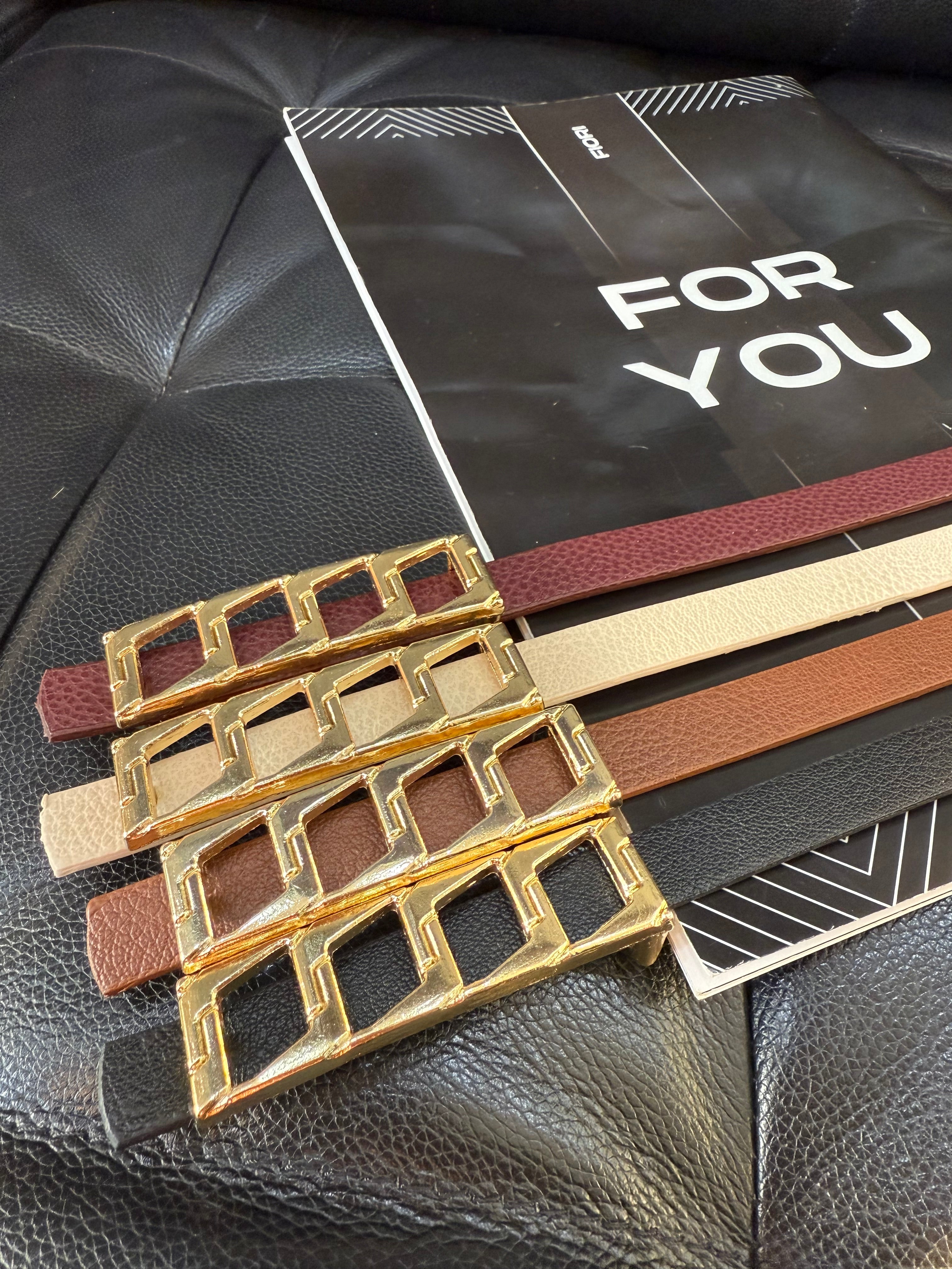 Basic Women's Belt with Thin Chain Buckle