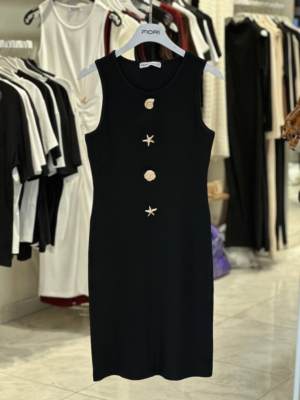 Siyah Fit & Düz Elbise Japone Kollarla