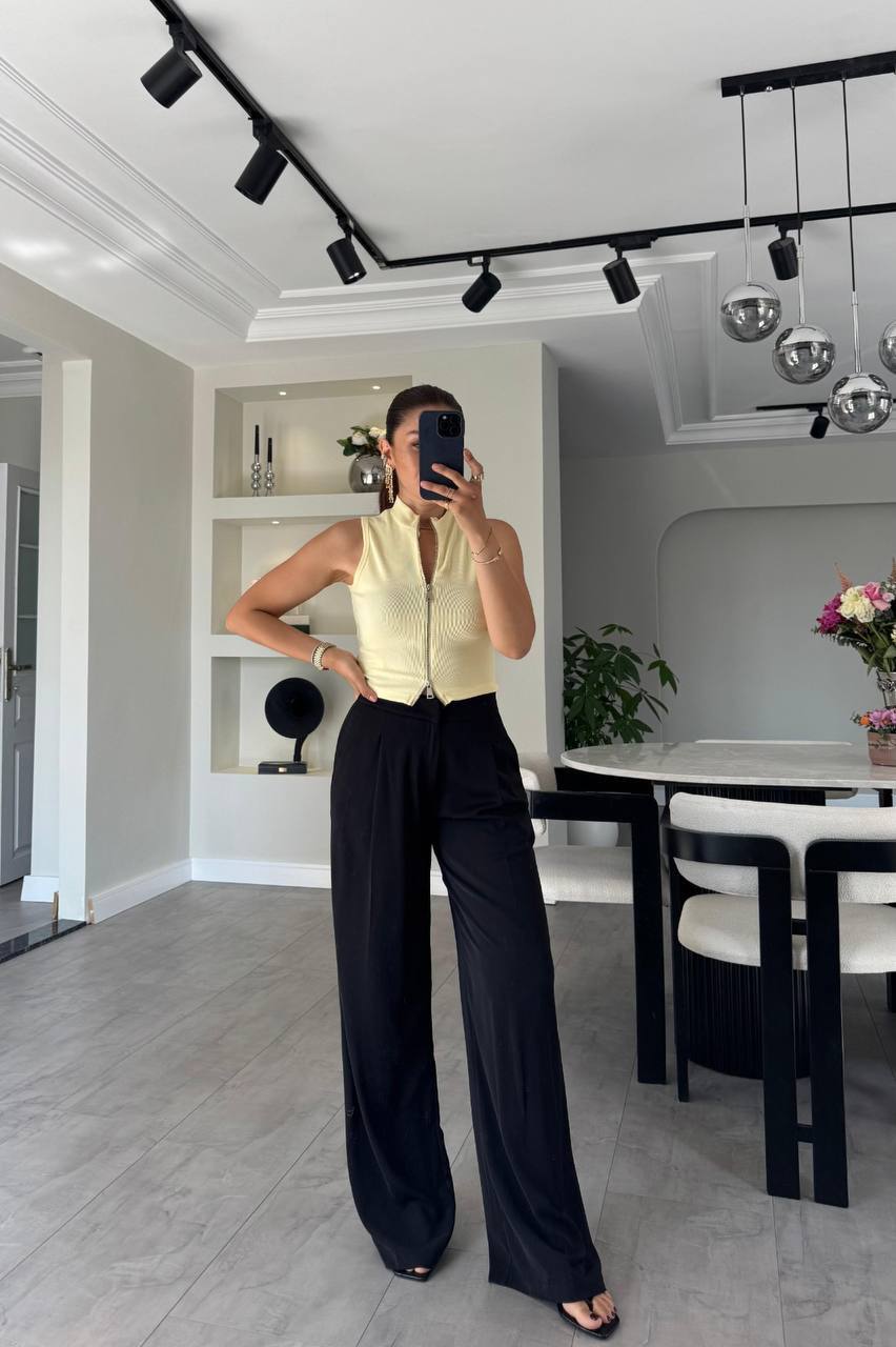 Bej Crop Top – Gündelik Kolsuz Dar Kalıp Balıkçı Yaka