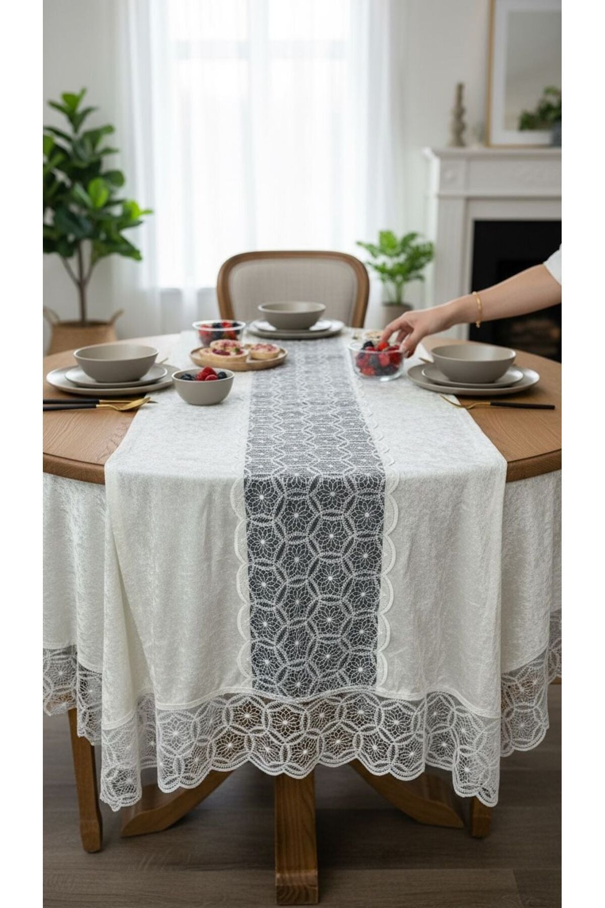 VELVET TABLECLOTH FOR 8 PEOPLE WHITE 160*220CM