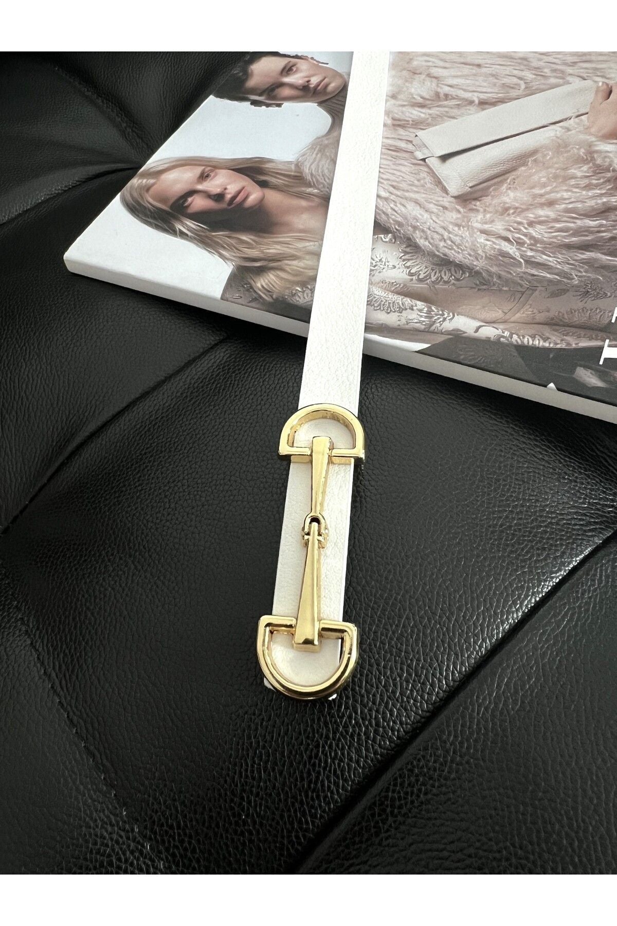 Uzun Gold Tokalı İnce Beyaz Kadın Kemeri, Ceket Kemeri, Gömlek Kemeri, Elbise Kemeri