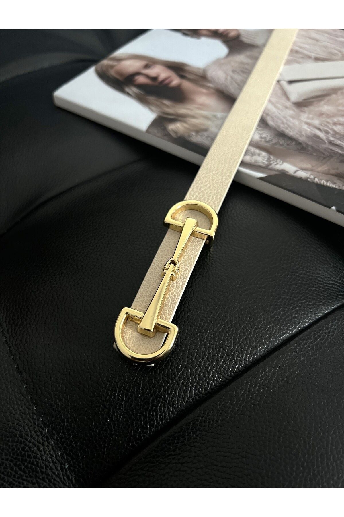 Uzun Gold Tokalı İnce Bej Kadın Kemeri, Ceket Kemeri, Gömlek Kemeri, Elbise Kemeri