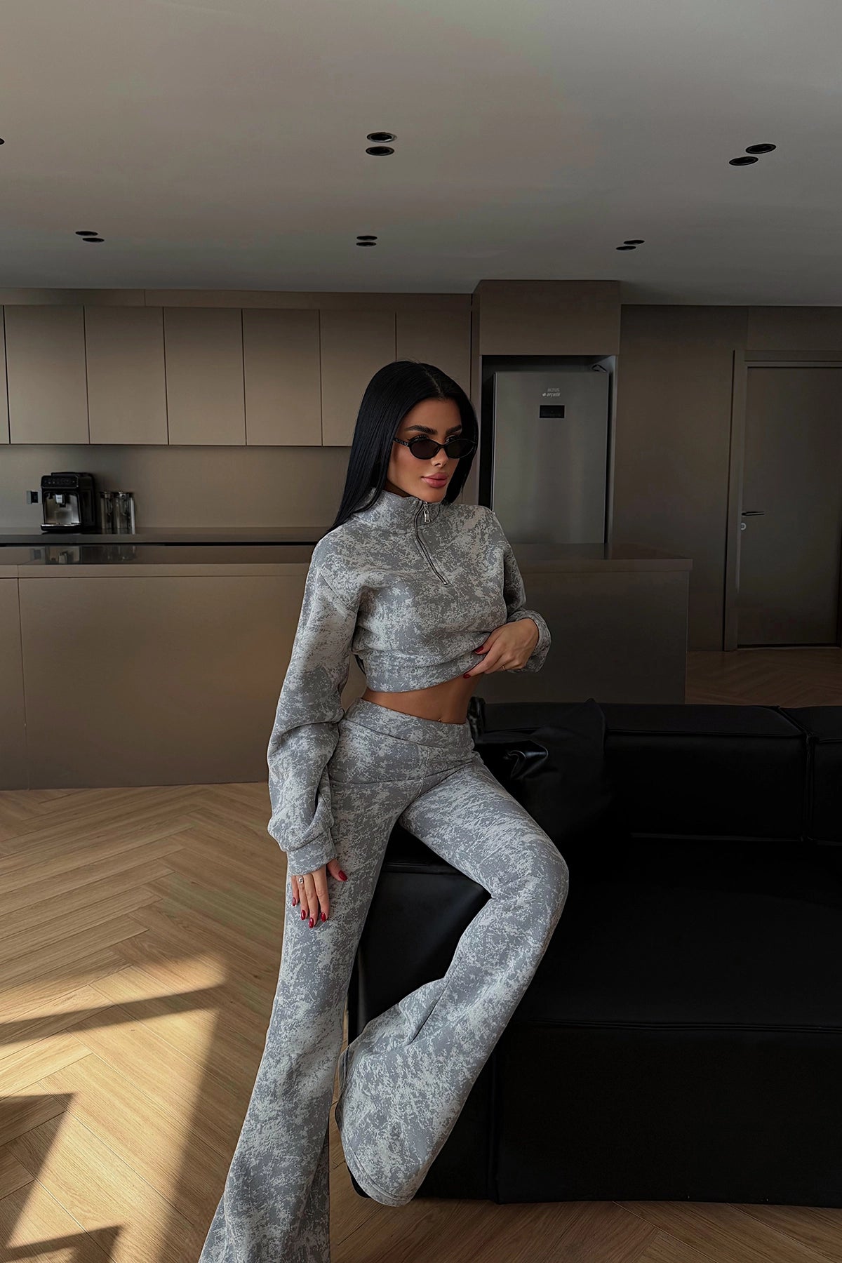 Gri Desenli Crop Takım