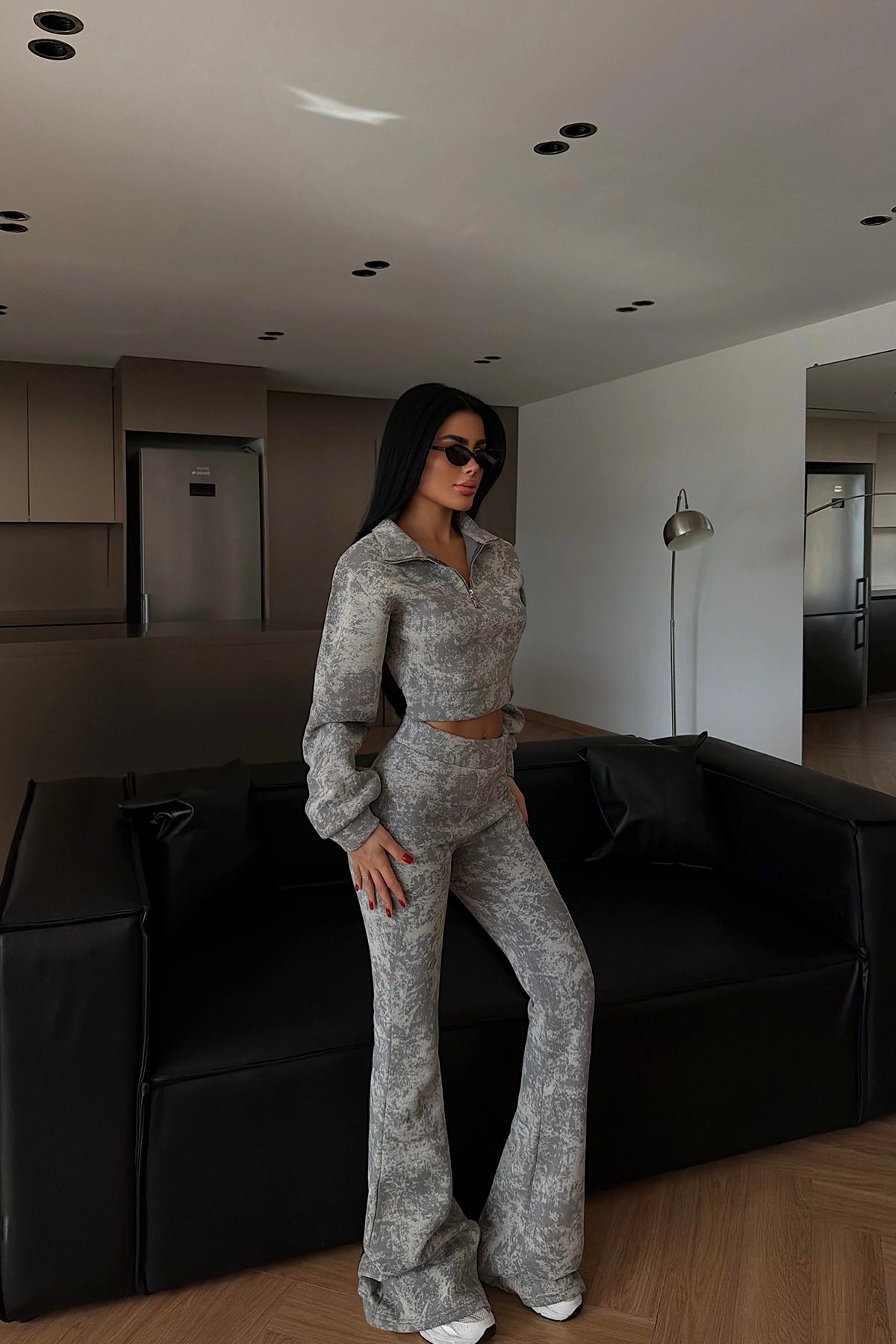 Gri Desenli Crop Takım