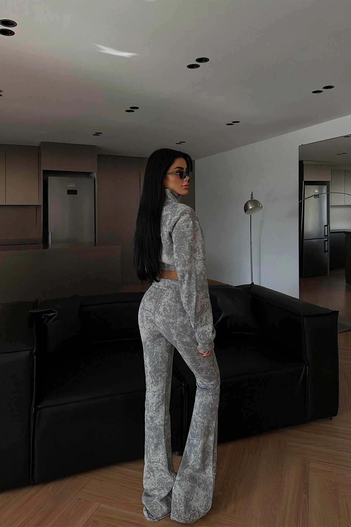 Gri Desenli Crop Takım